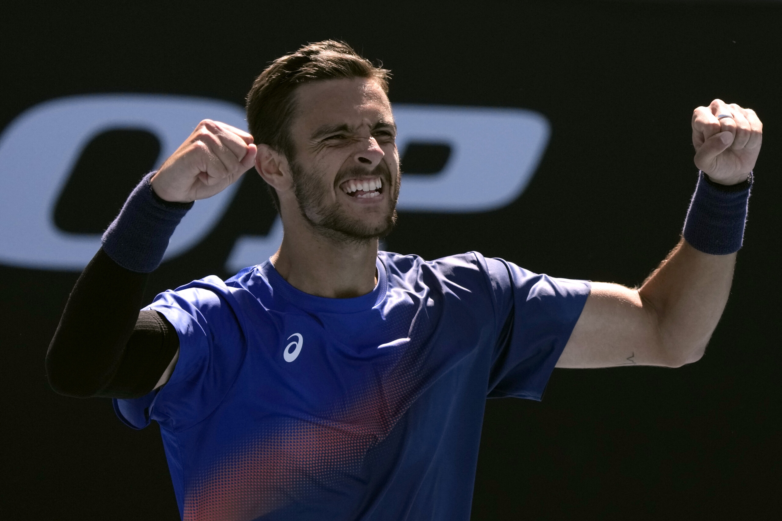 australian open musetti beats shapovalov and advances to the third round scaled