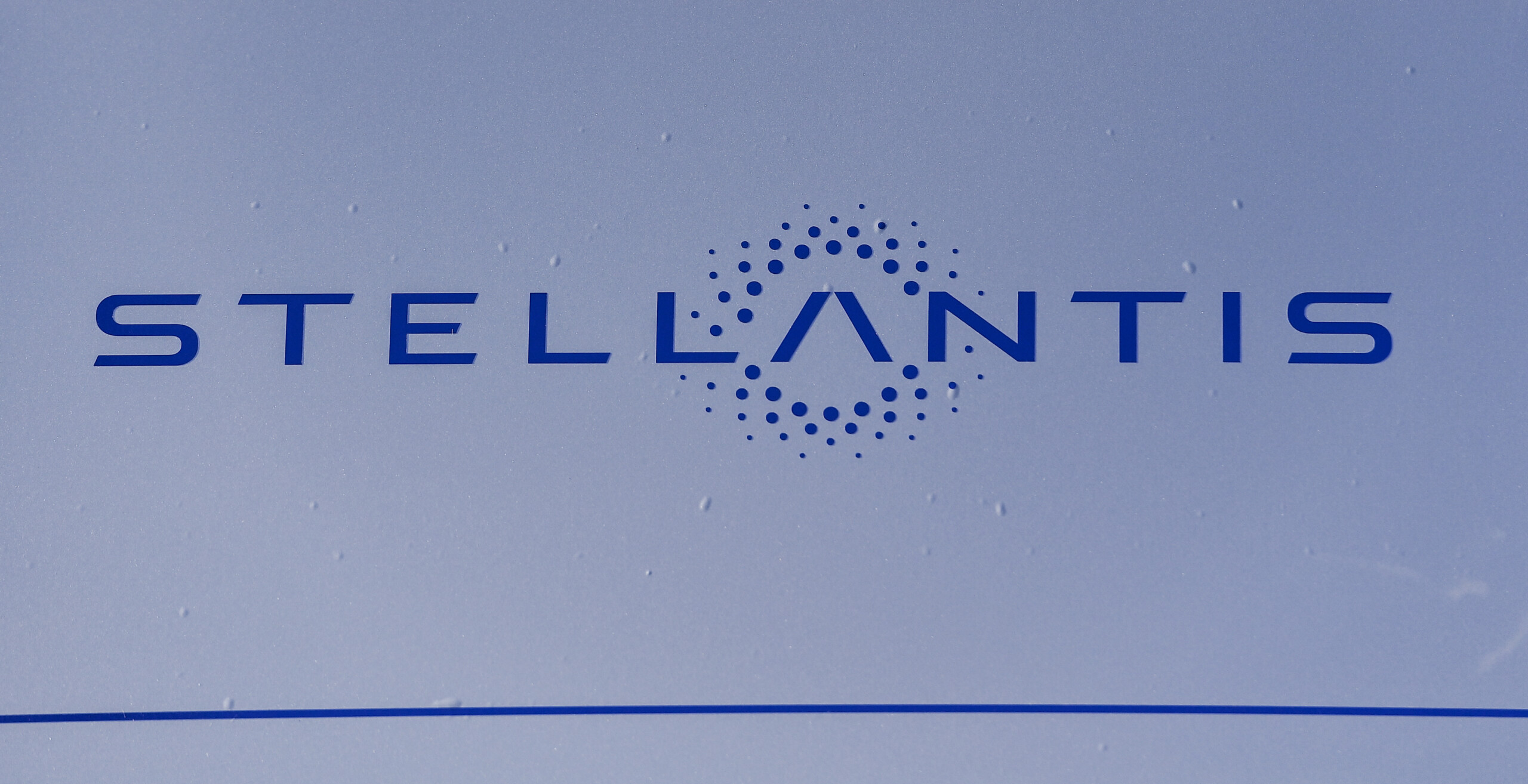 stellantis fourth quarter mitigates drop in deliveries 9 scaled