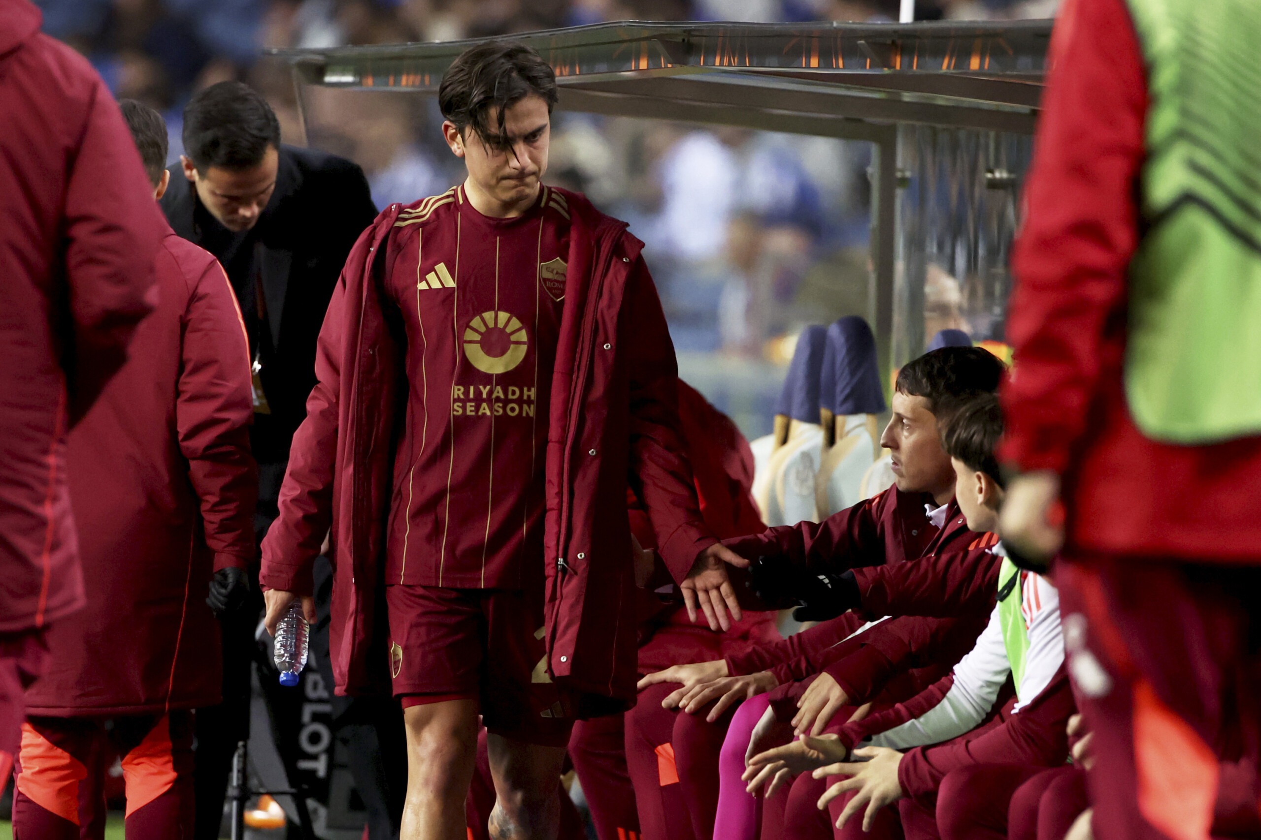 football rome dybala returns with alarm severe knee contusion scaled