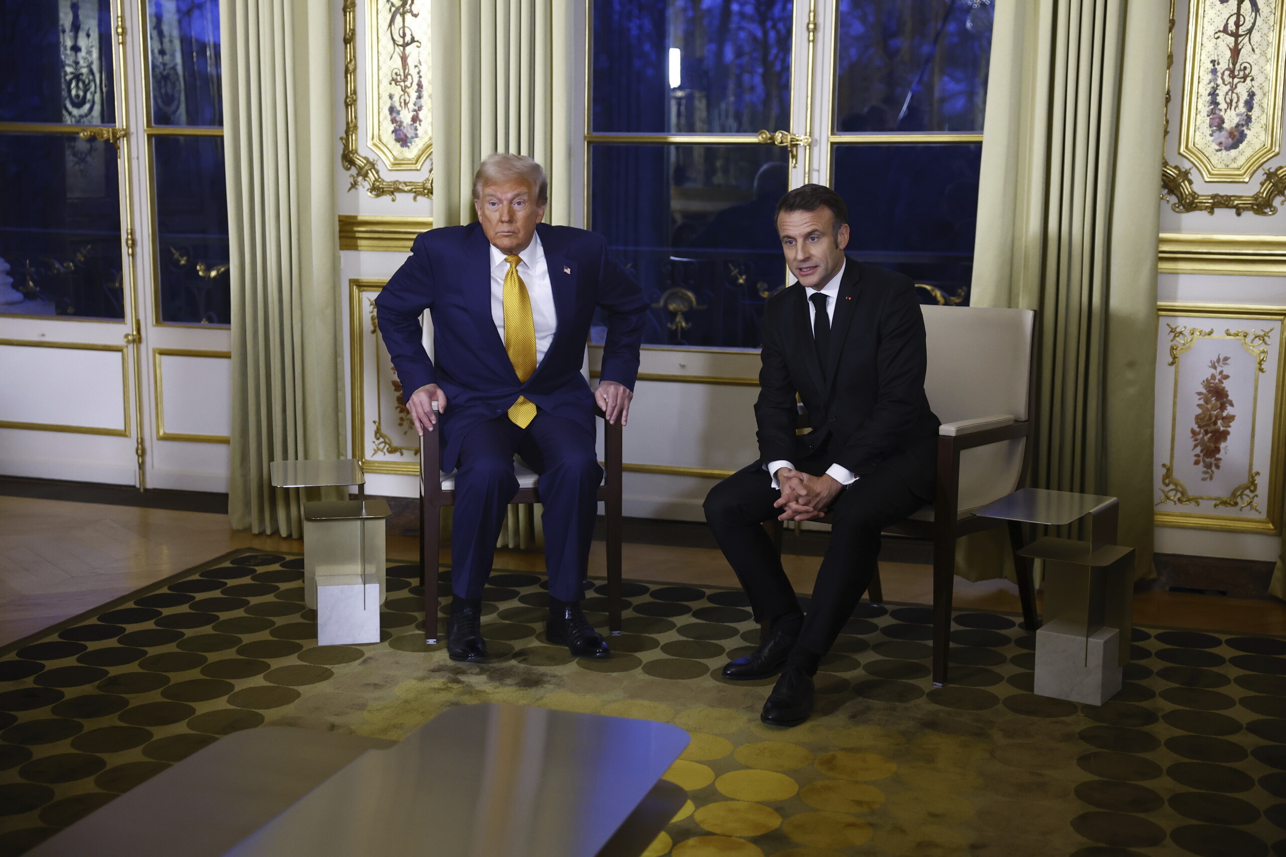 ukraine macron trump talk before paris summit scaled