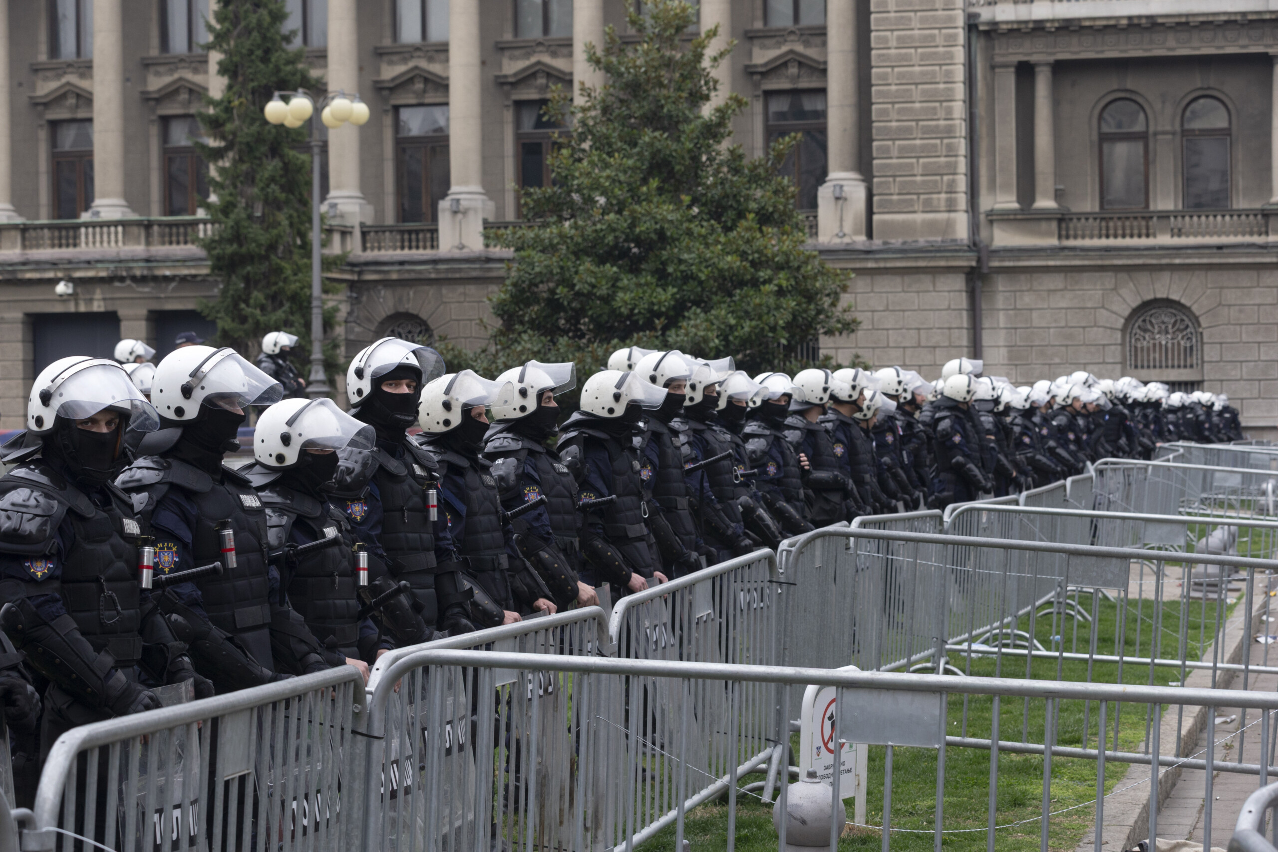 serbia tens of thousands protest in belgrade against the government scaled