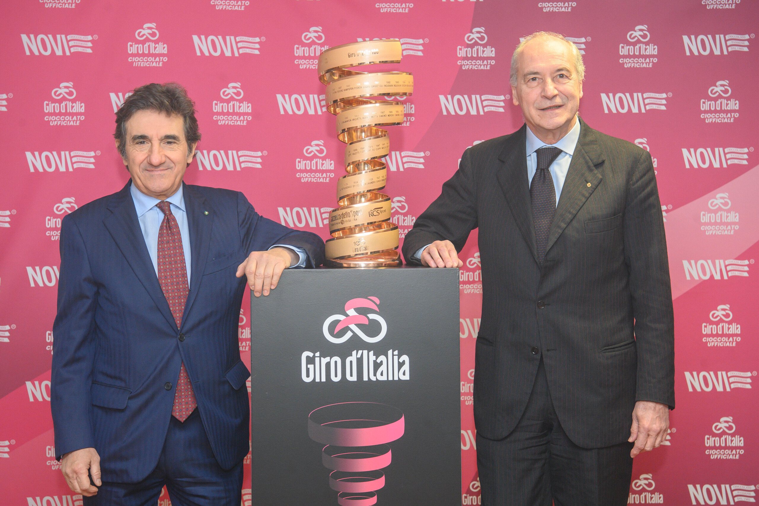 cycling panini sticker collection dedicated to giro ditalia returns scaled