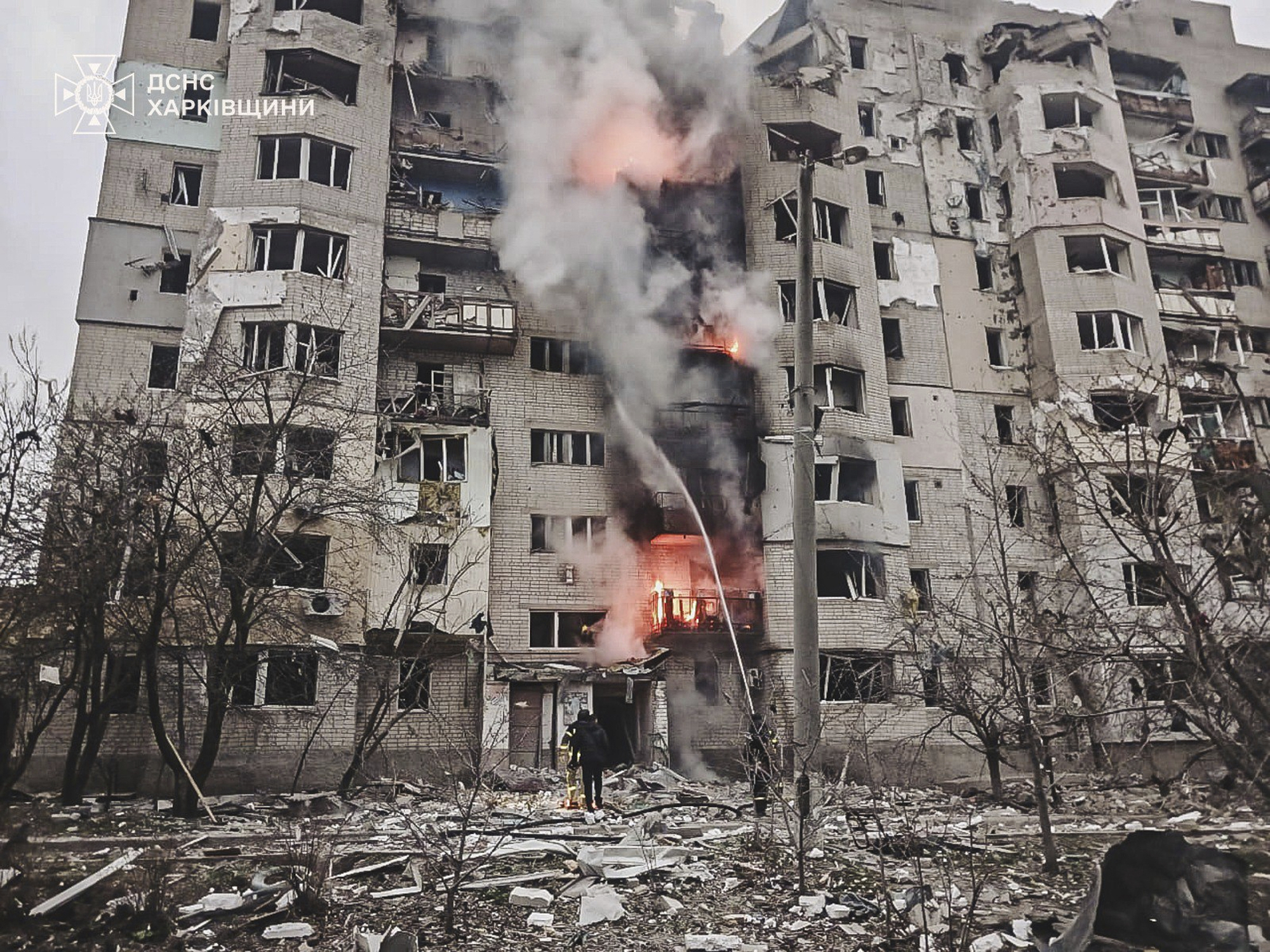 ukraine one dead and 26 injured in russian attack on kharkiv