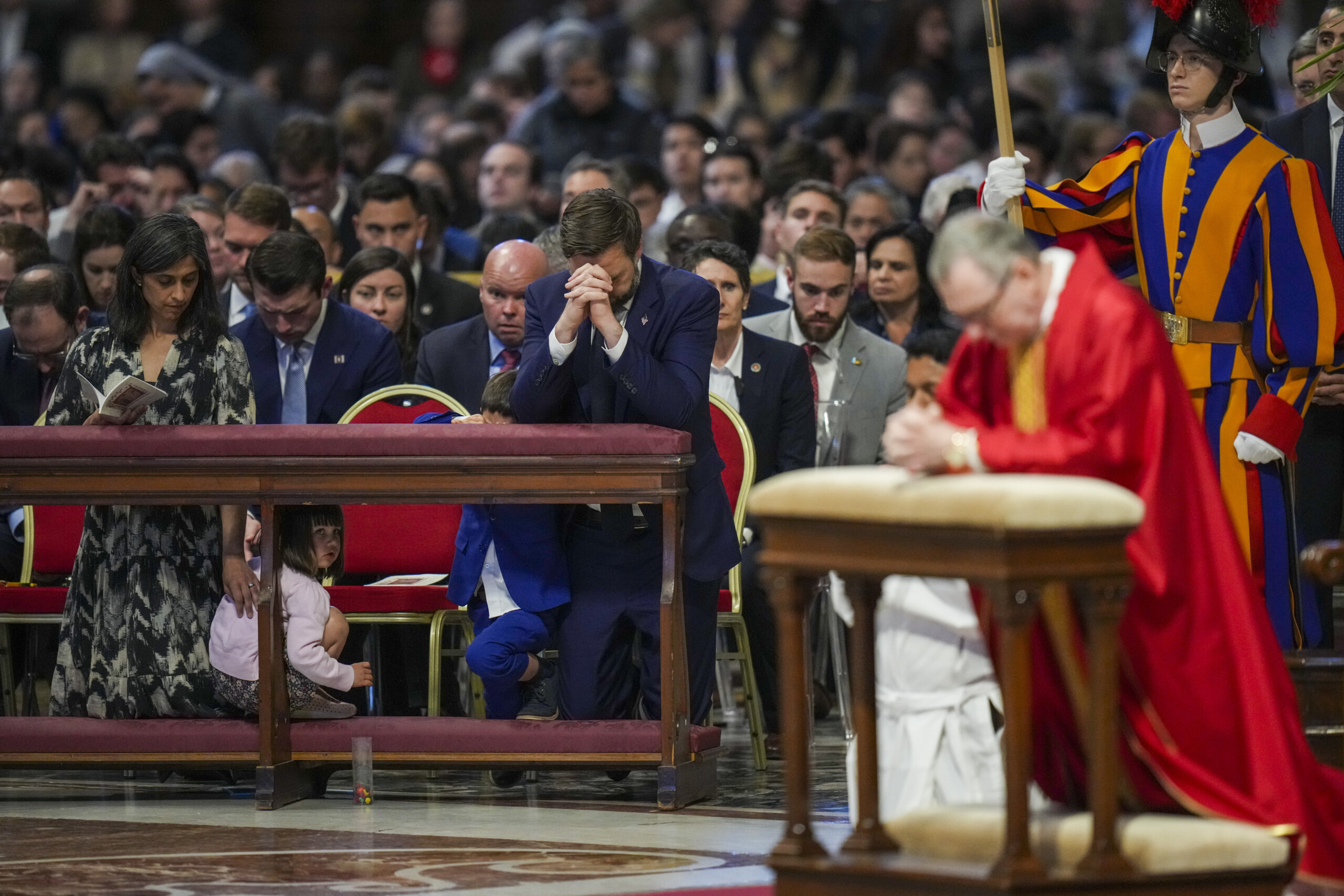 vatican vances expected meeting with parolin scaled
