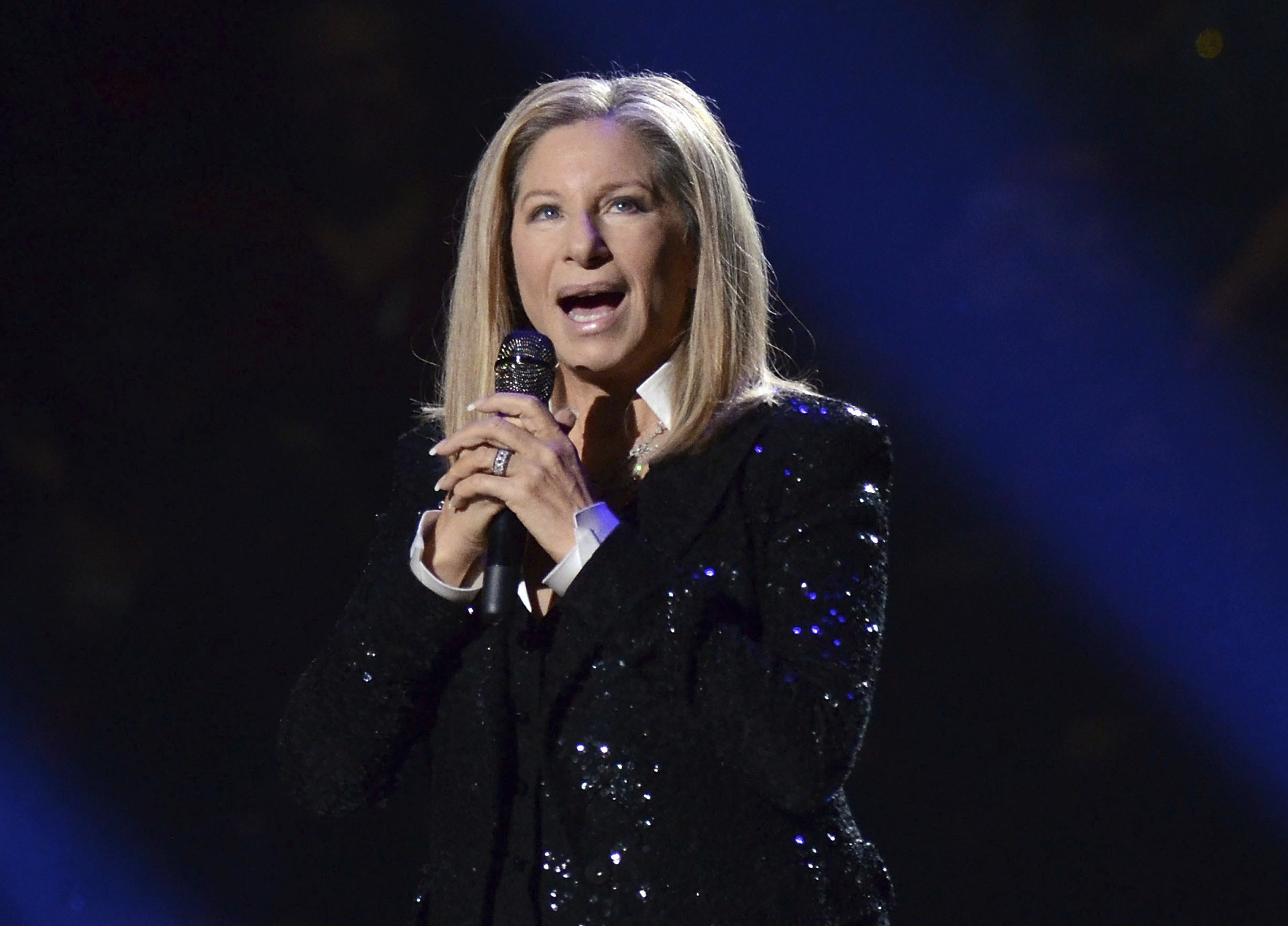 barbra streisands new album features duets with paul mccartney and bob dylan