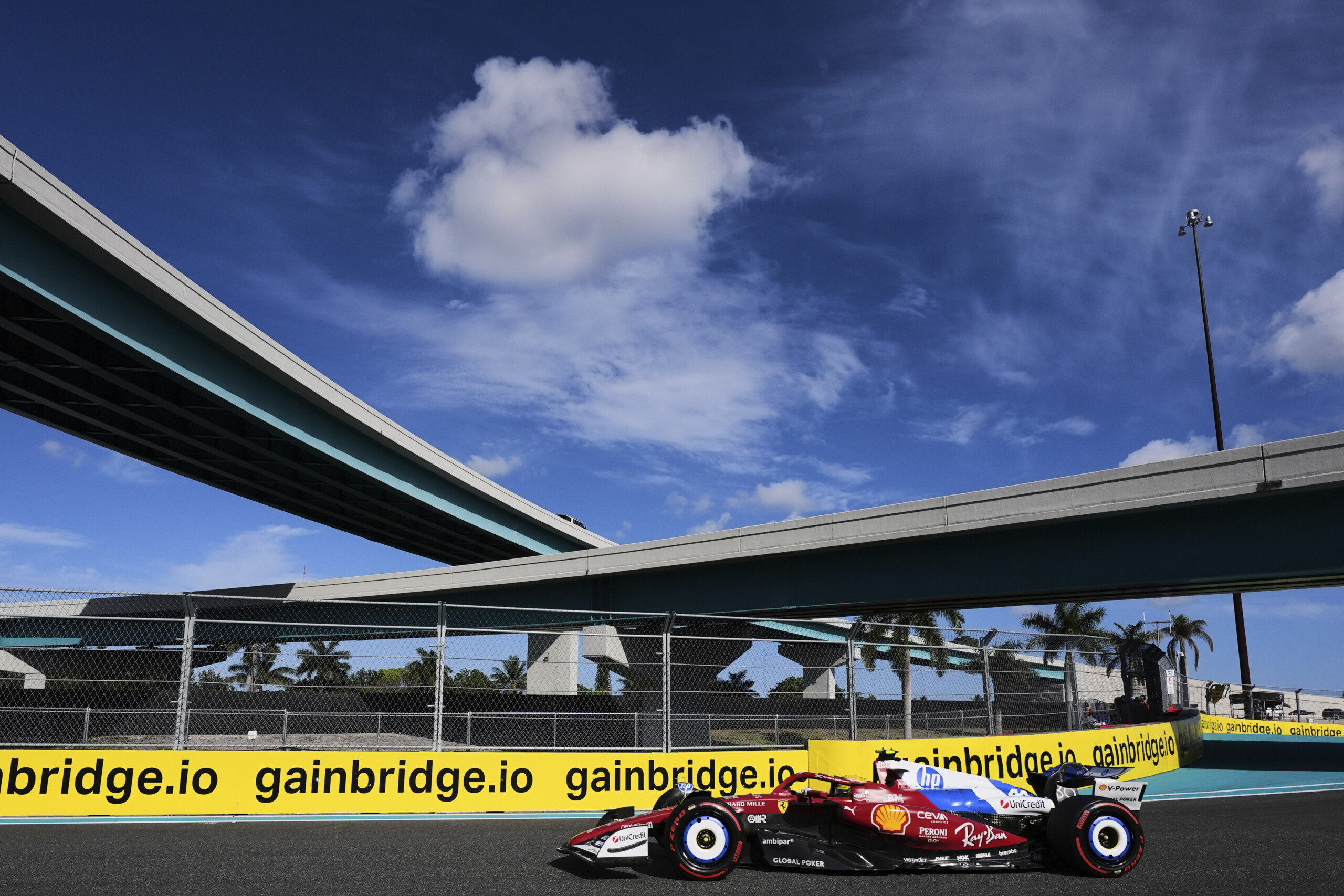 f1 miami grand prix too much rain red flag and sprint race start delayed scaled