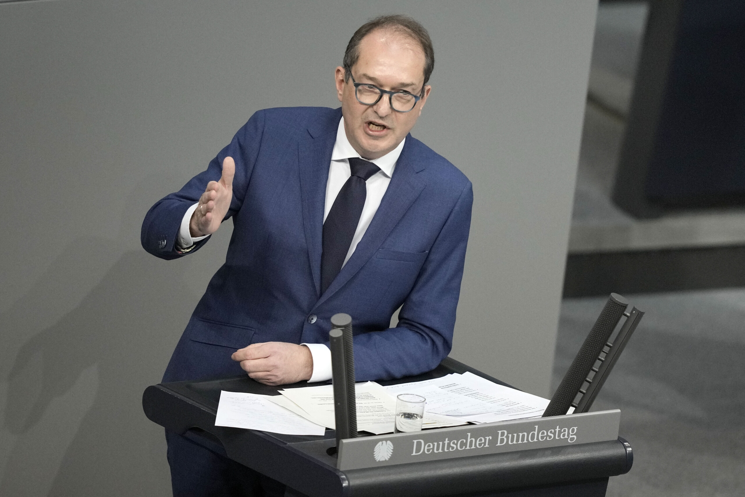 migrants berlin rejections also for asylum seekers more controls at borders scaled