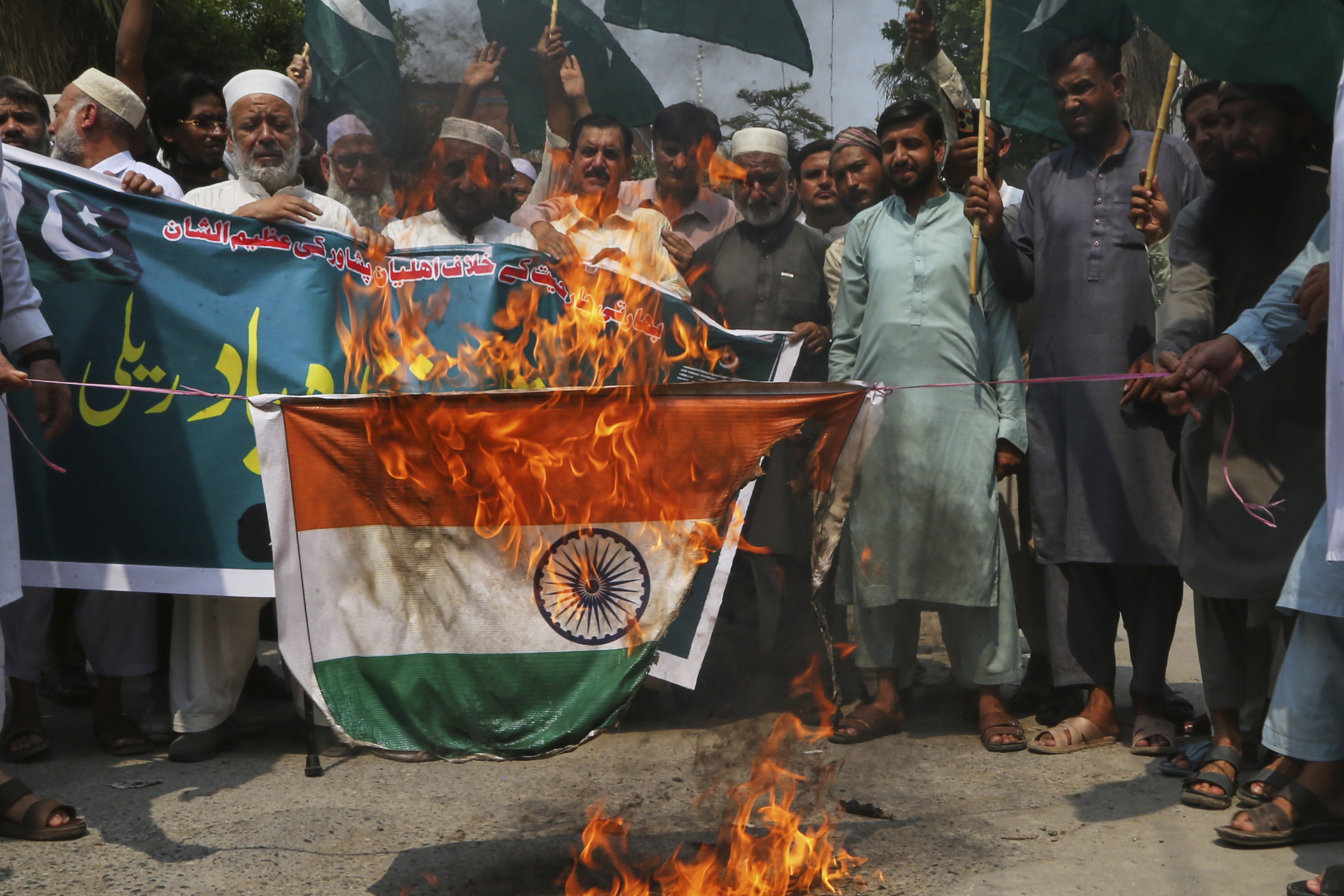 pakistan islamabad if tensions increase we do not rule out the risk of nuclear war