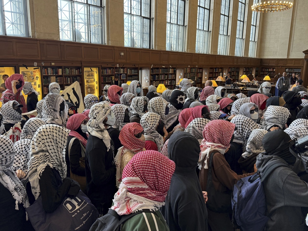 pro palestinian protest at columbia rubio we are checking protesters visas