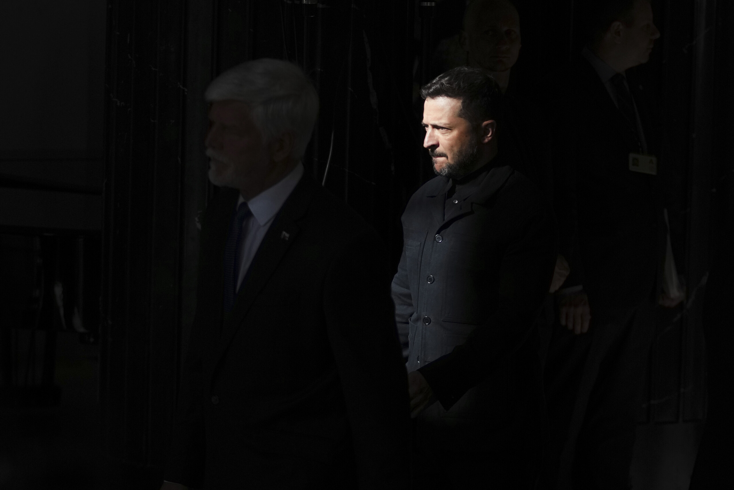 ukraine zelensky first phone call with pope leo i invited him scaled