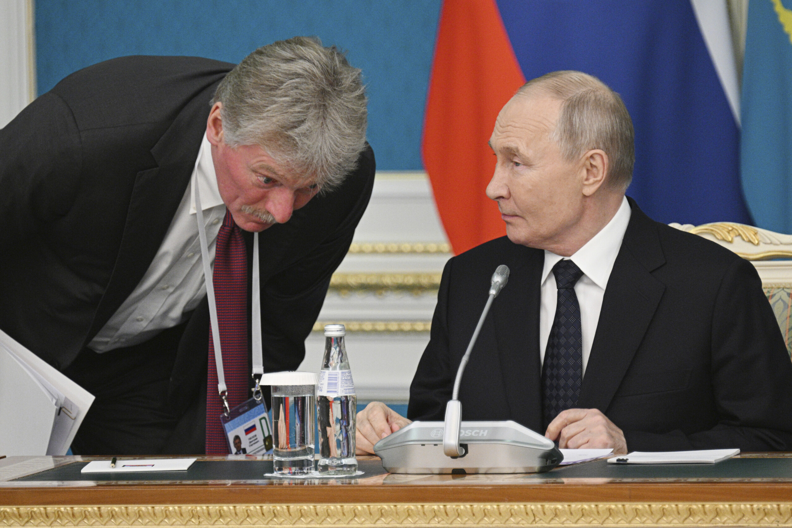 ukraine kremlin putin zelensky meeting if agreements reached first scaled