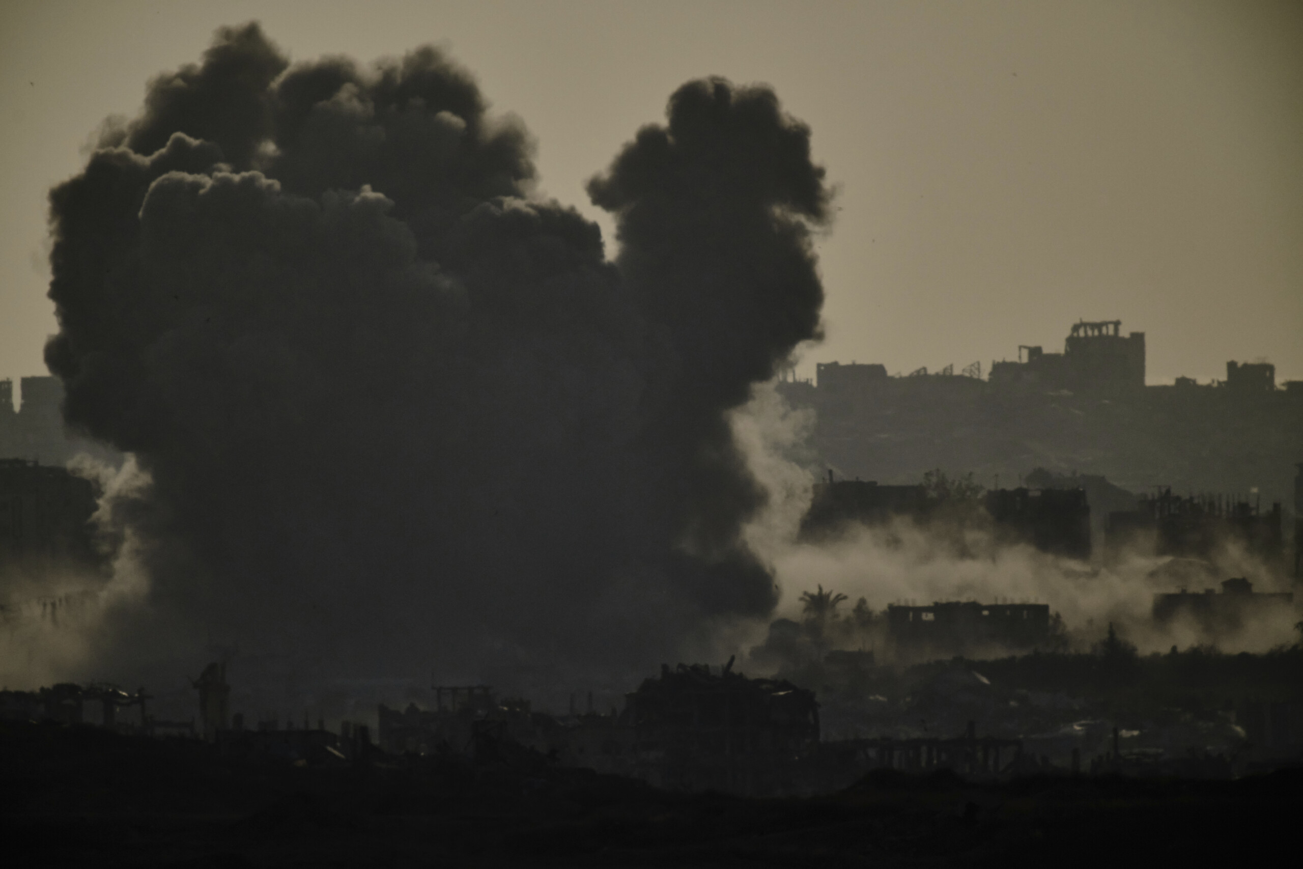 middle east media reports 16 dead today in israeli raids on gaza scaled
