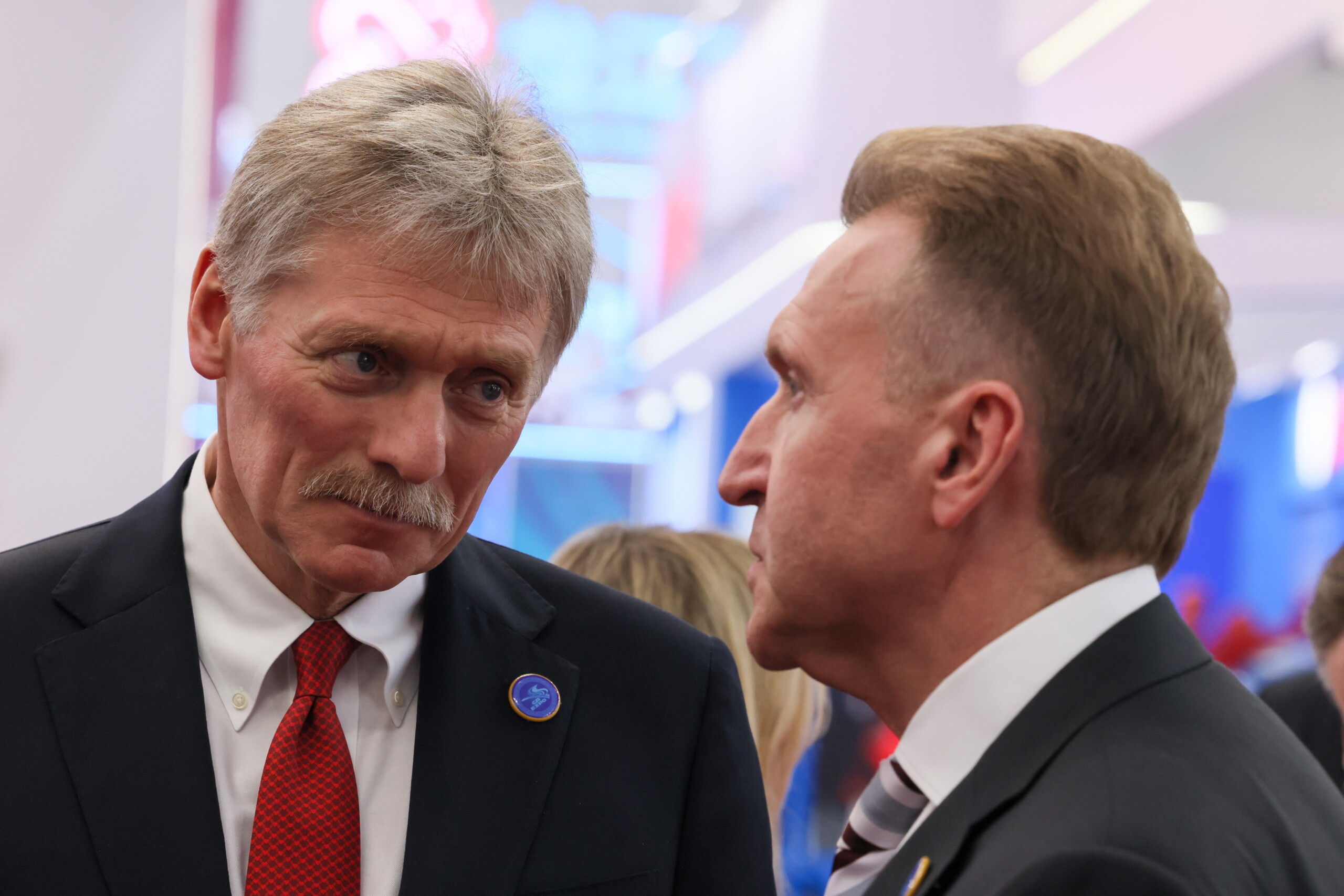 ukraine kremlin to trump our national interests come first scaled