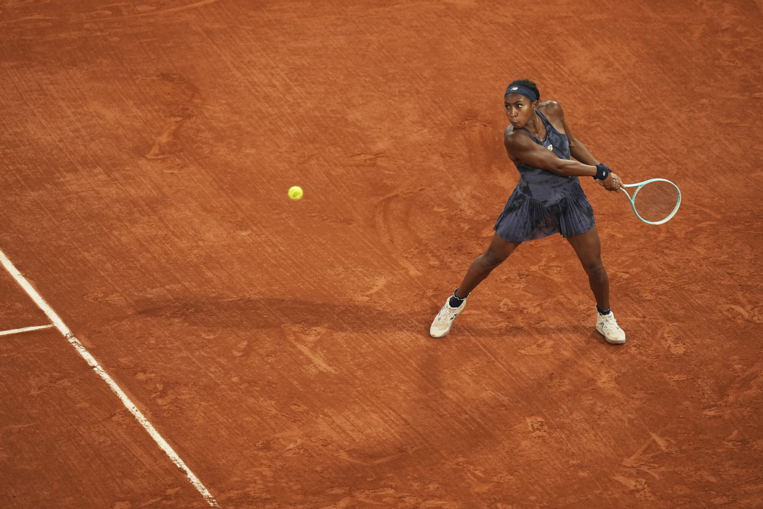 roland garros gauff to face sabalenka in the final boissons dream ends scaled