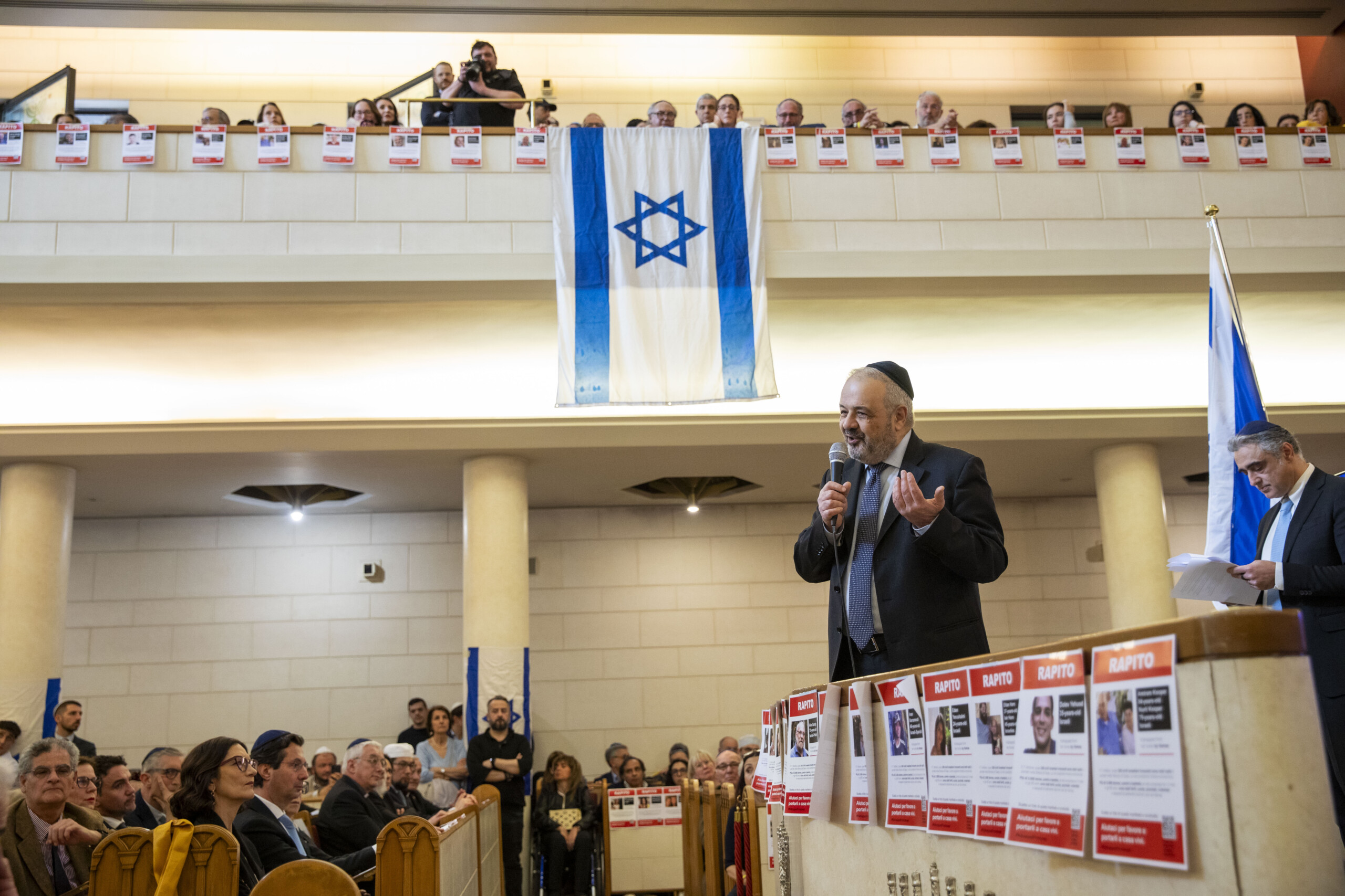 milan nahum jewish boys beaten and insulted outside synagogue scaled