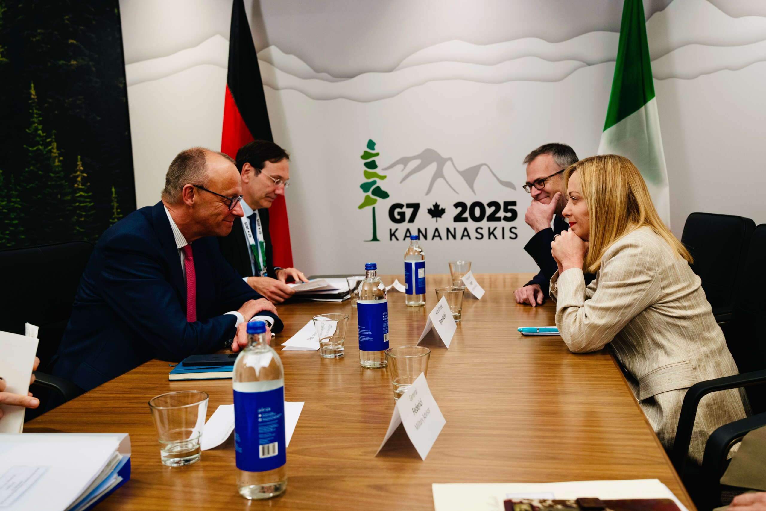 iran meloni consults with starmer and merz after us attacks scaled