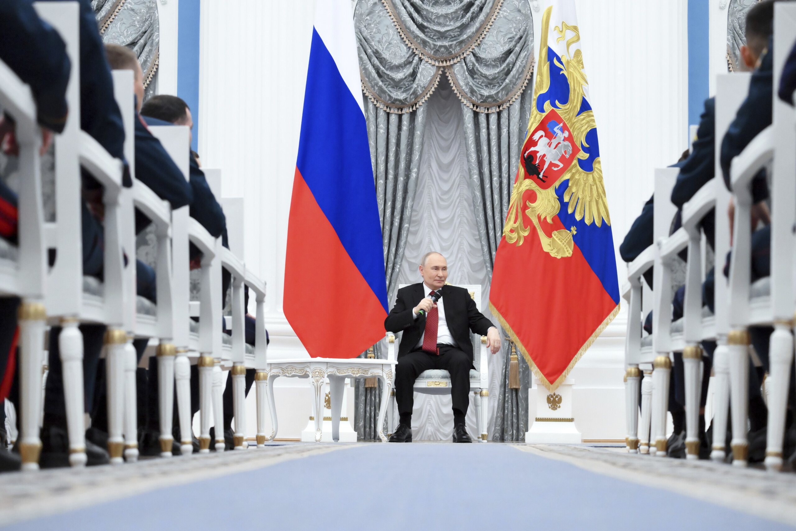russia usa kremlin contacts ongoing including on iran scaled