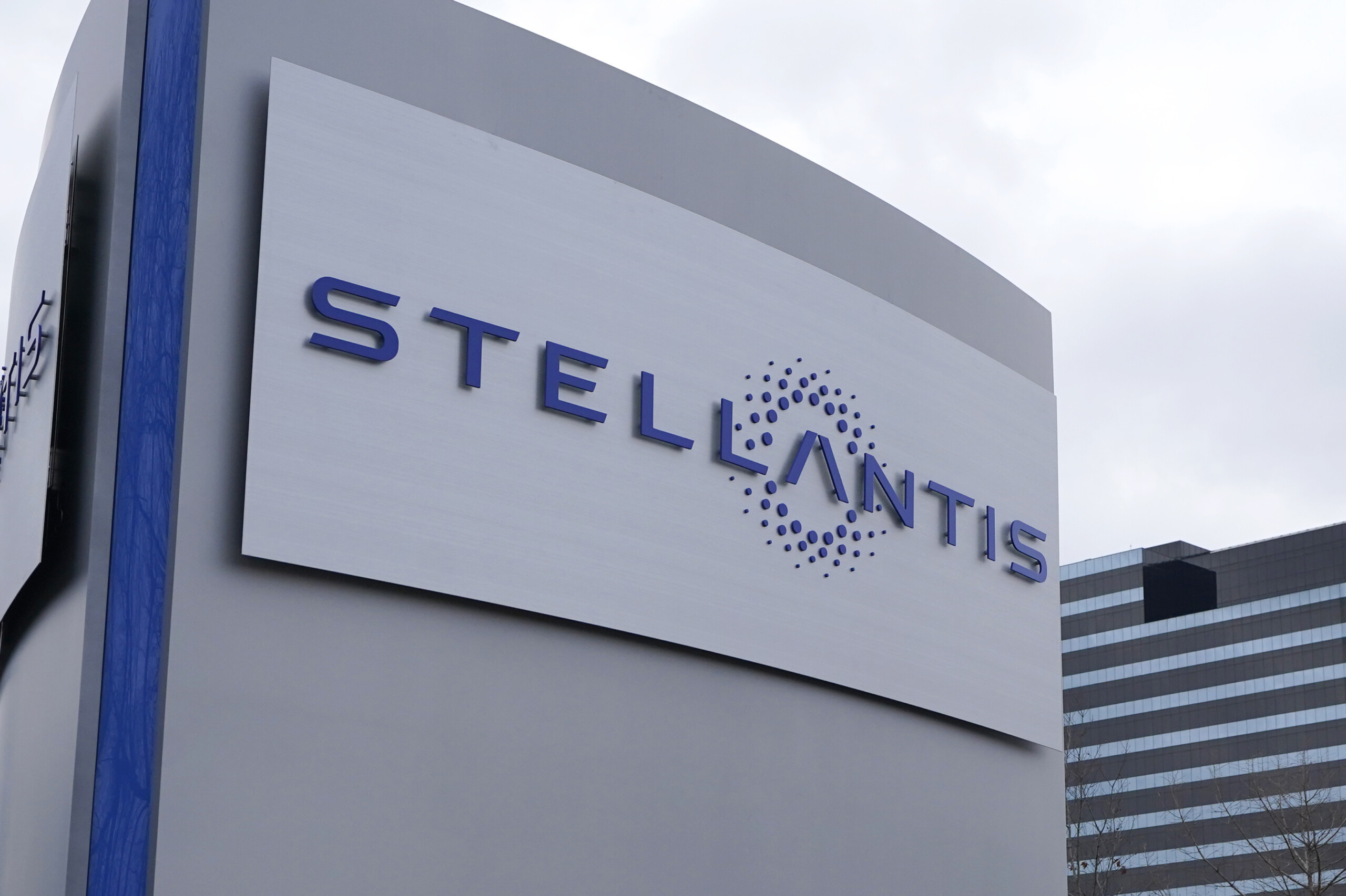 stellantis filosa announces new leadership team with three italians scaled