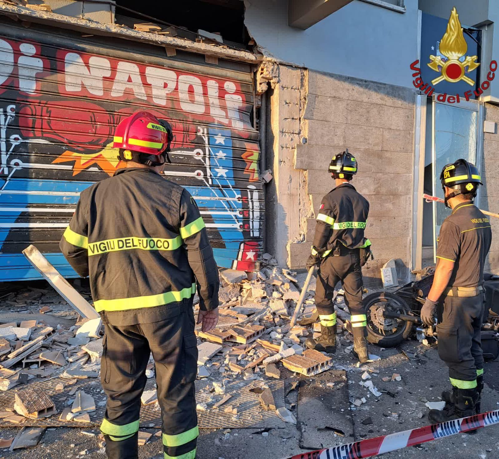 rome explosion in ostia during the night damage to commercial premises