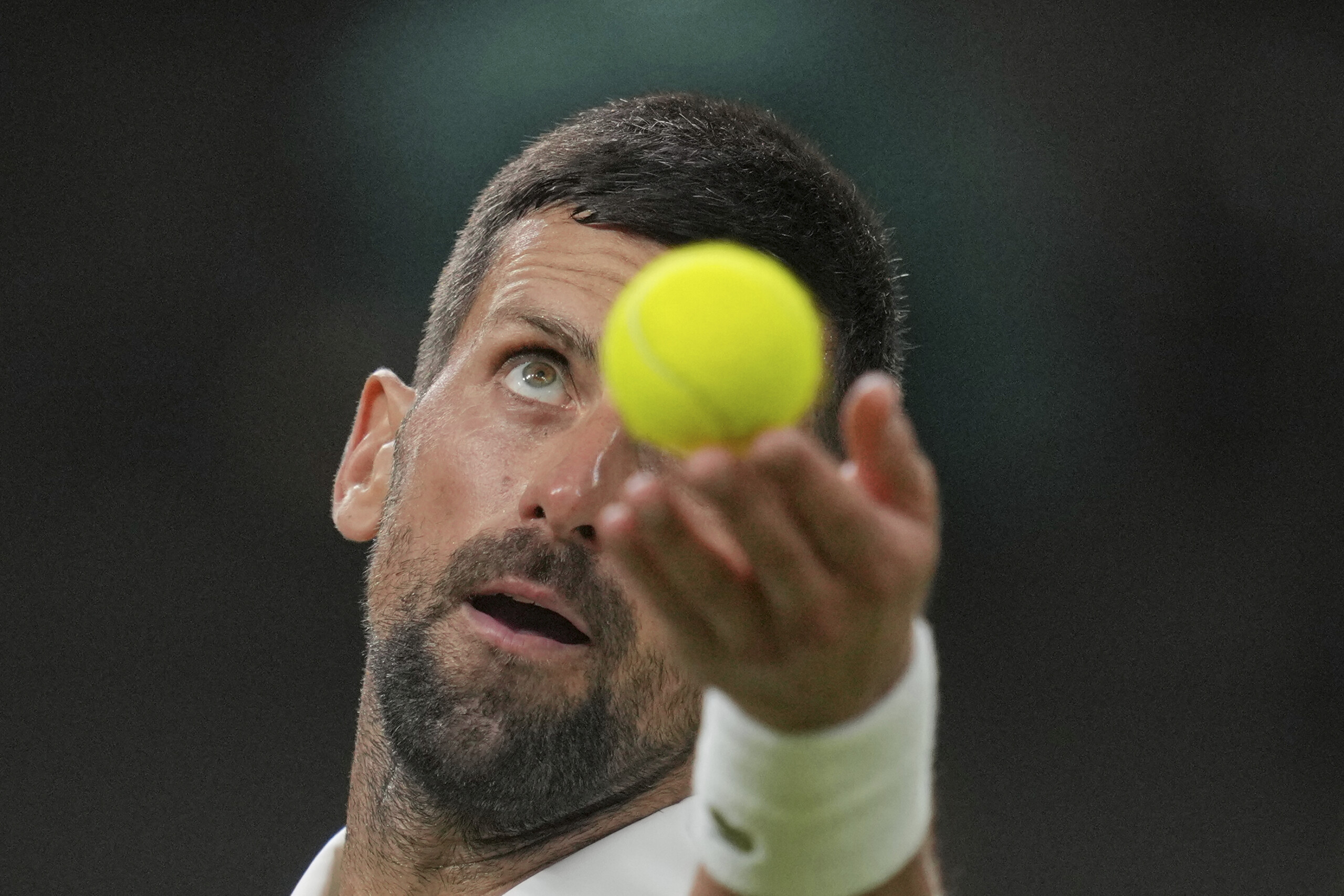 wimbledon djokovic beats muller and advances to the second round scaled