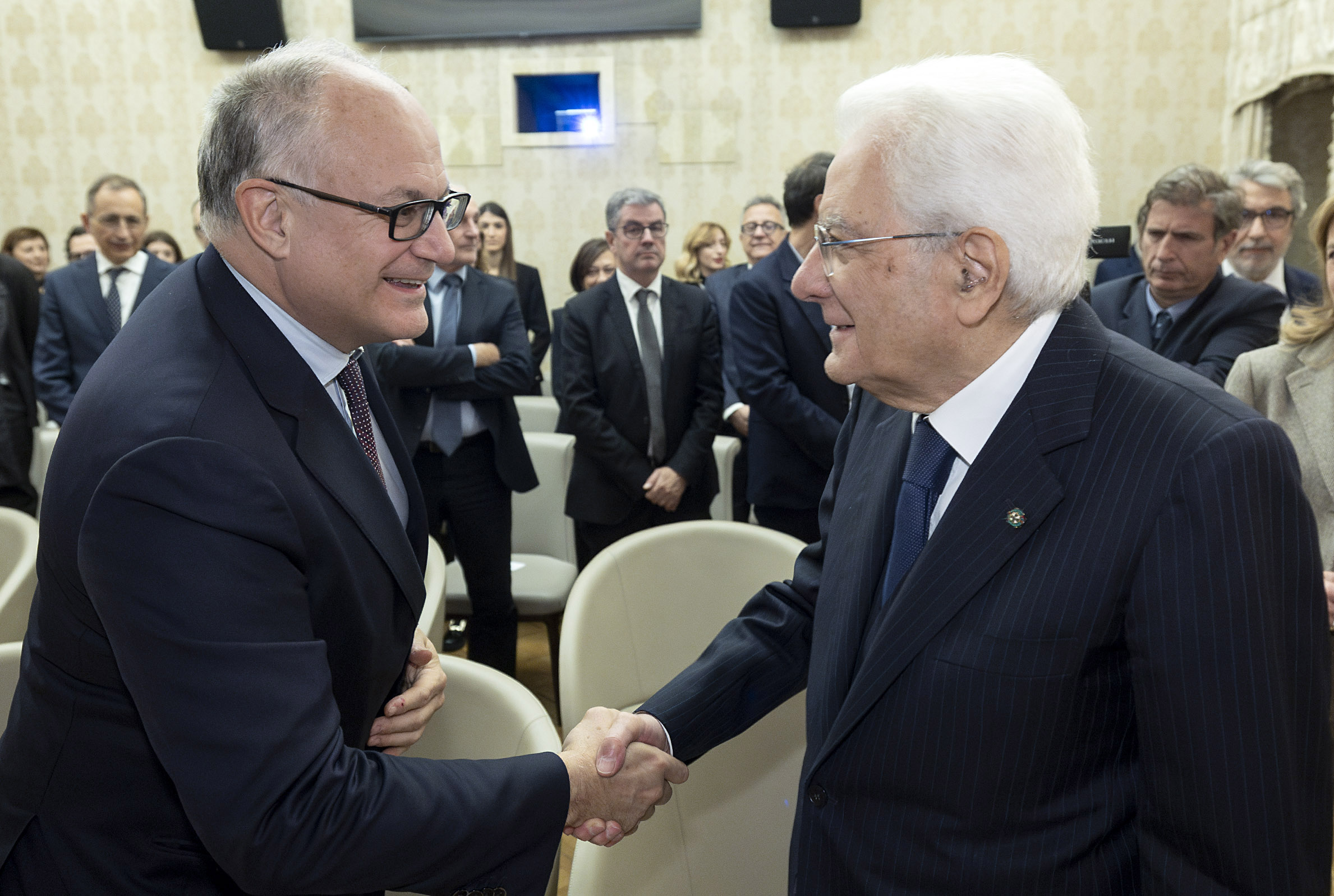 explosion in rome gualtieri phone call from mattarella his sympathy for the injured