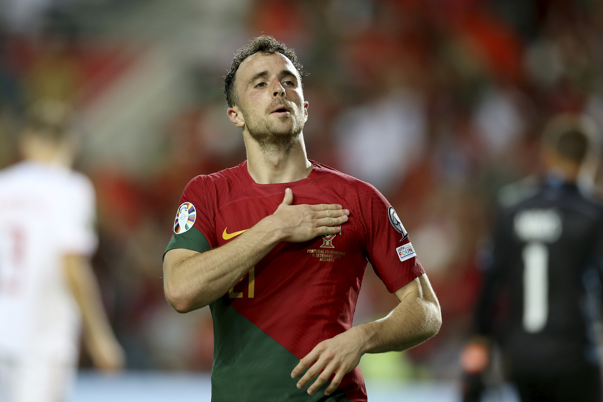football diogo jota dies family and friends gather in gondomar for wake scaled