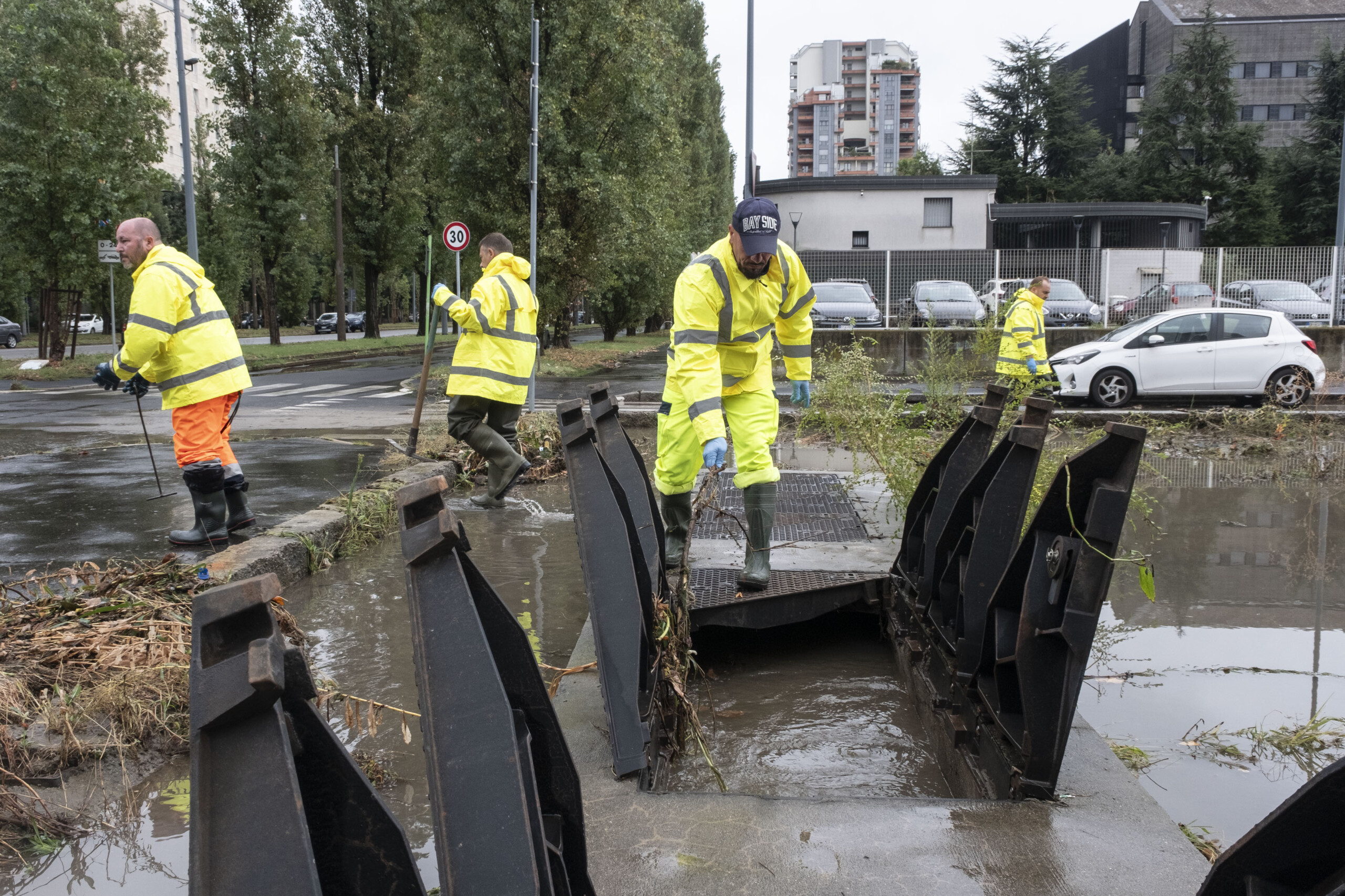 bad weather seveso river overflows in brianza 15 people evacuated in lentate scaled