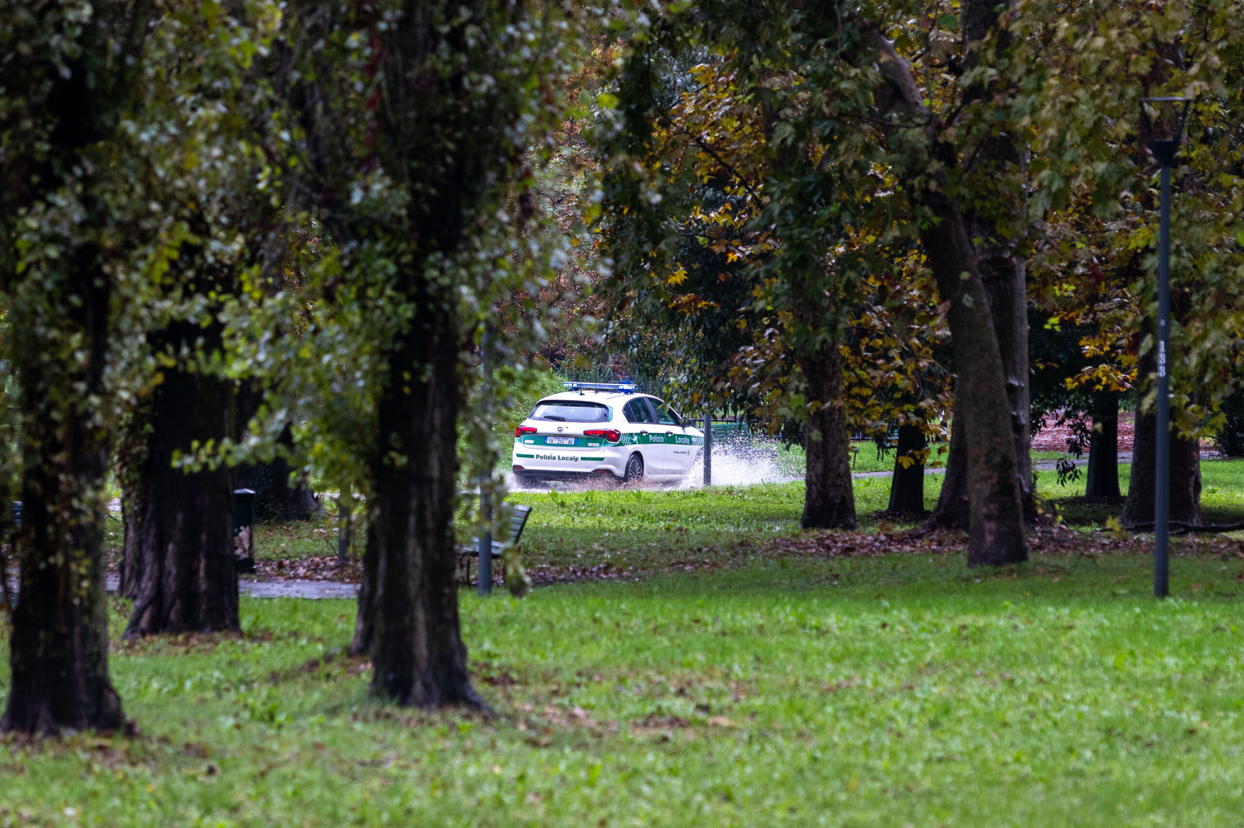 bad weather 104 interventions by firefighters in milan area scaled