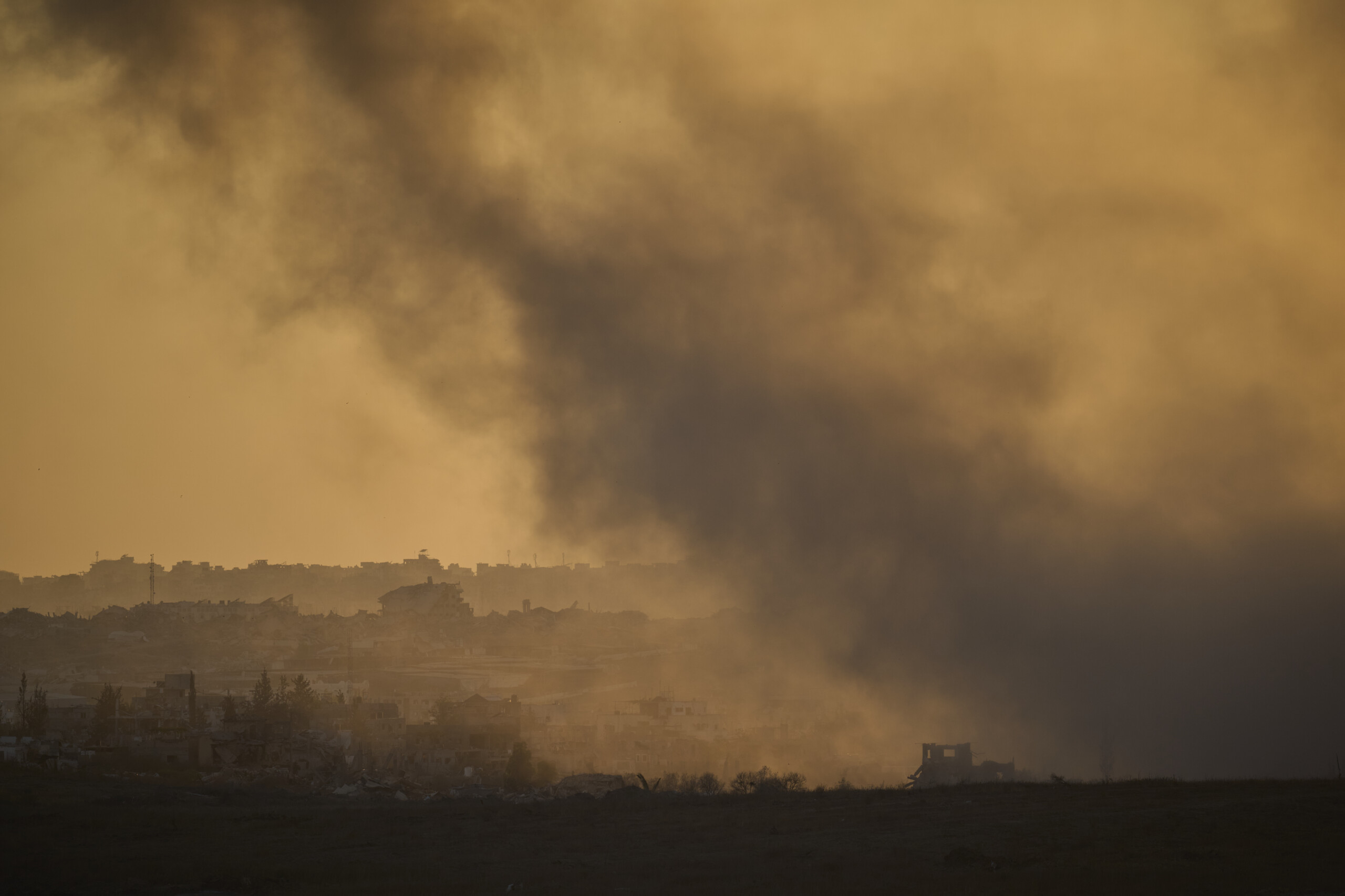 middle east media reports 14 palestinians killed in israeli raids on gaza since dawn scaled