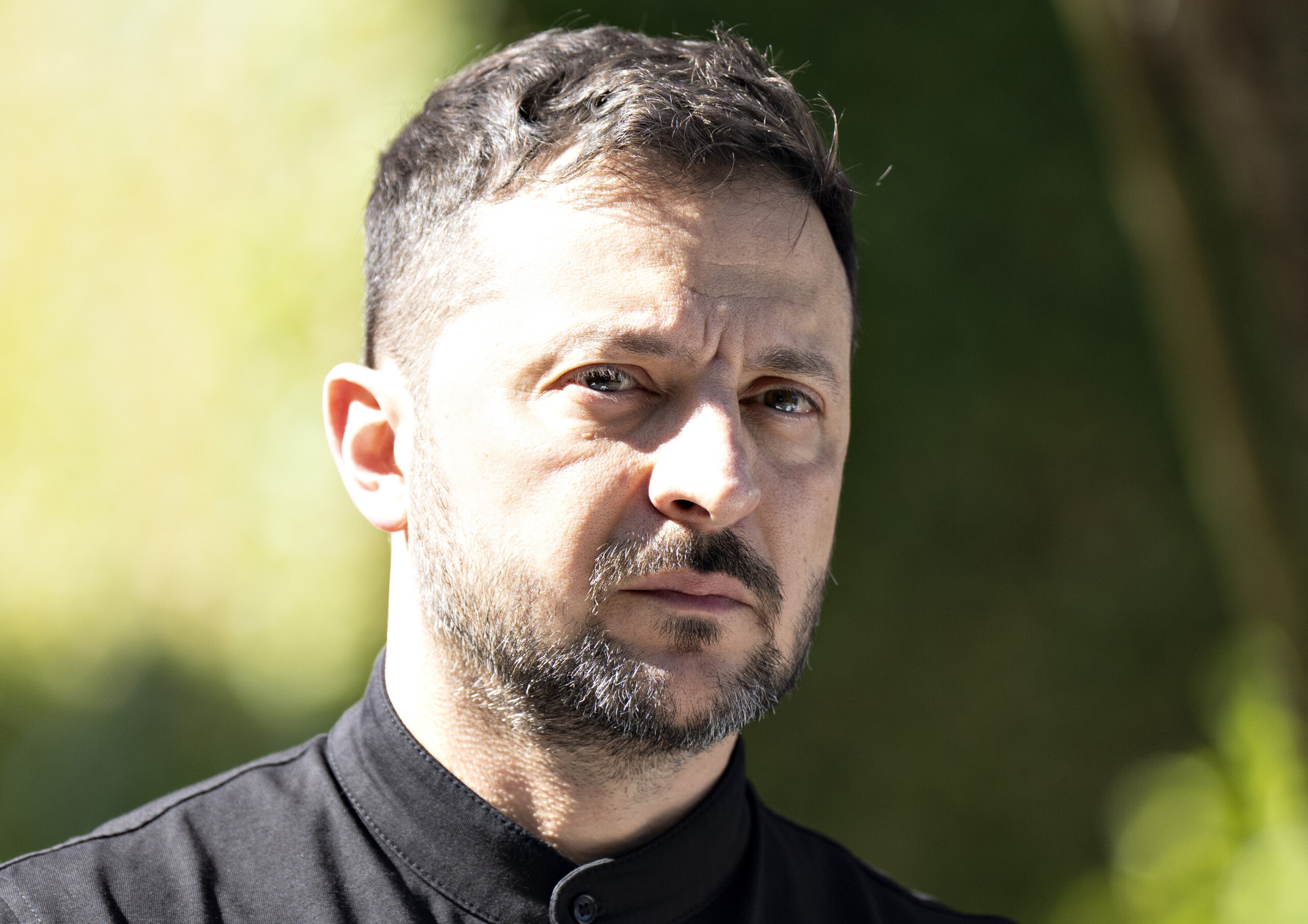ukraine zelensky arrives in castel gandolfo for meeting with the pope scaled