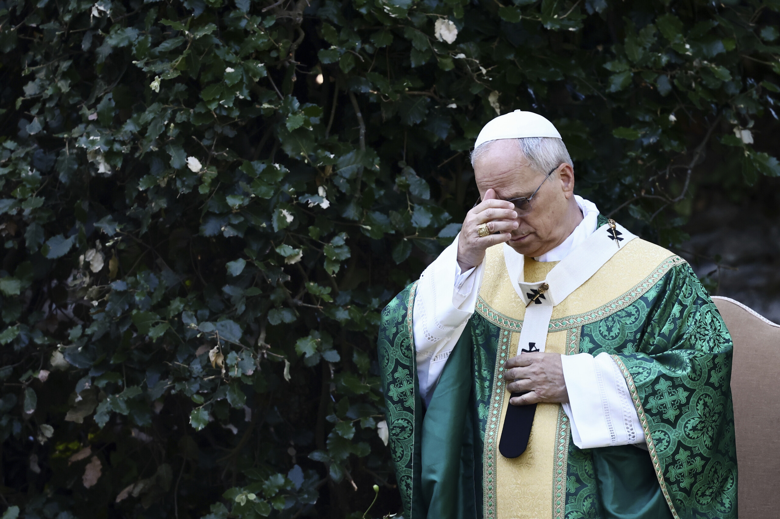 pope expected in castel gandolfo on sunday prevost will use electric vehicle scaled