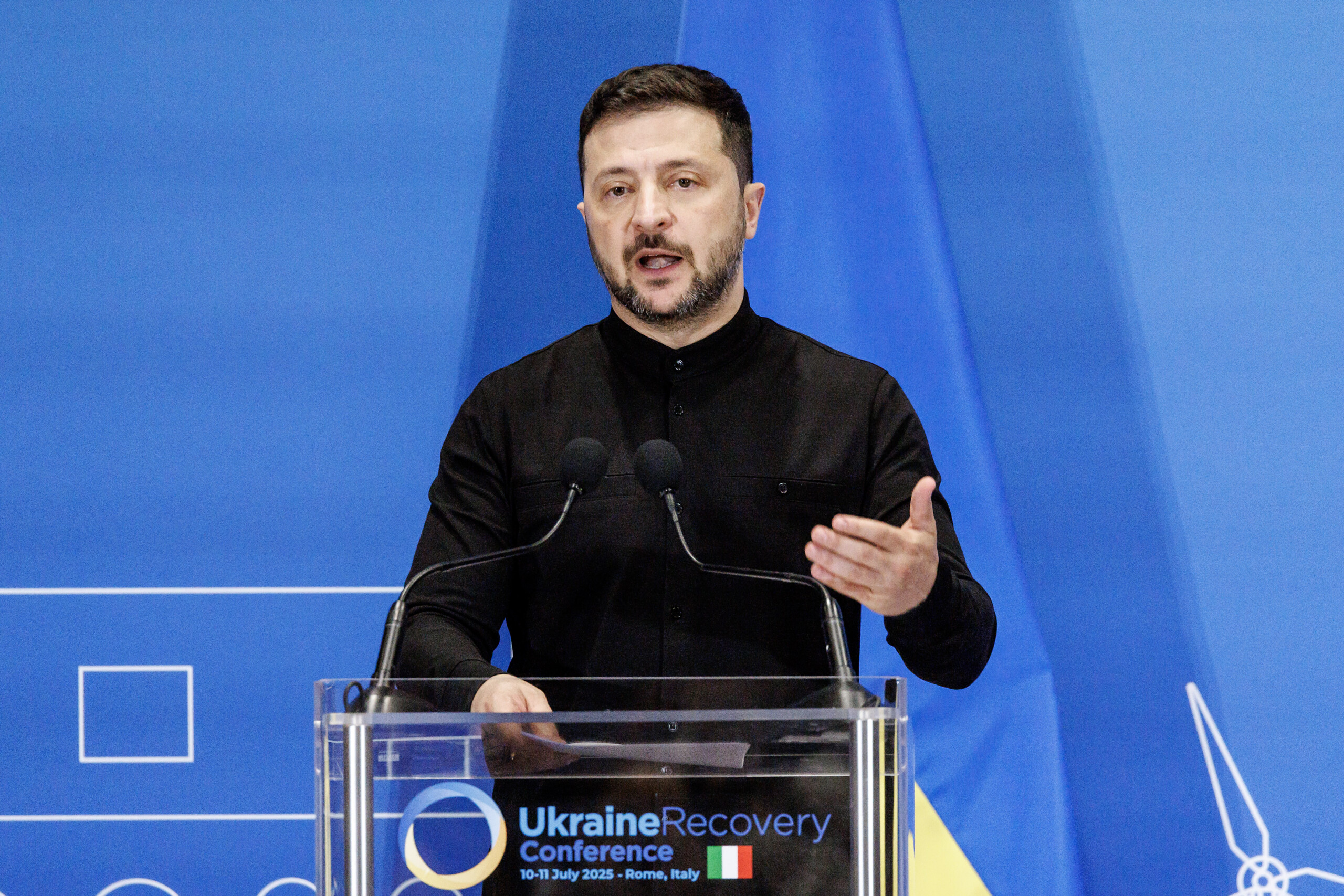 ukraine zelensky two dead and 20 wounded in russian missile and drone strikes scaled