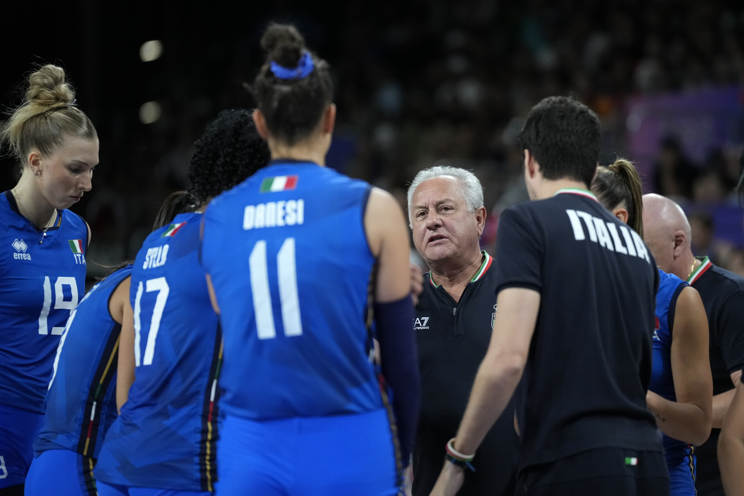 volleyball vnl italy also beats turkey 3 2 for velascos girls scaled