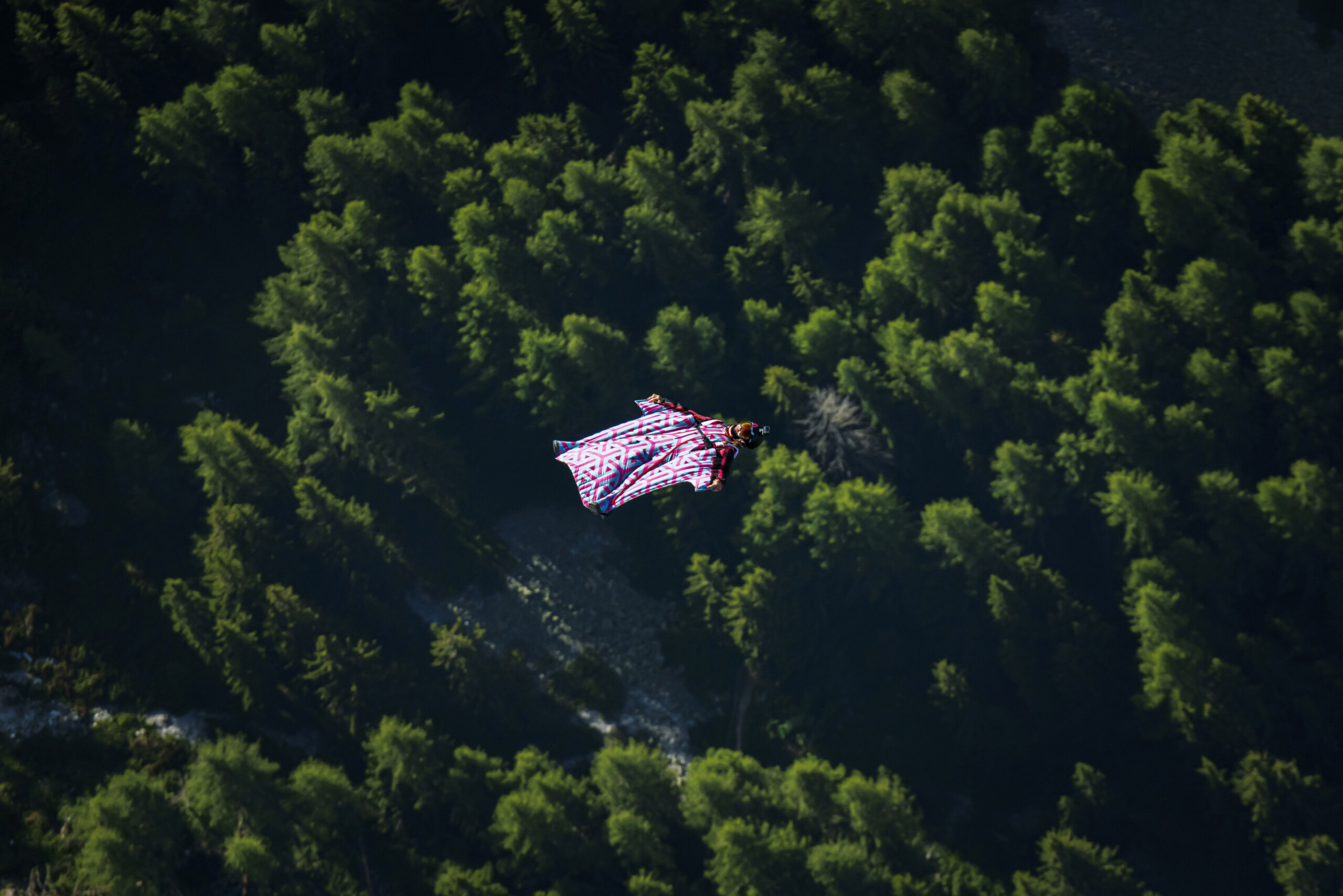 mountain australian base jumper dies jumping from the top of sass pordoi scaled