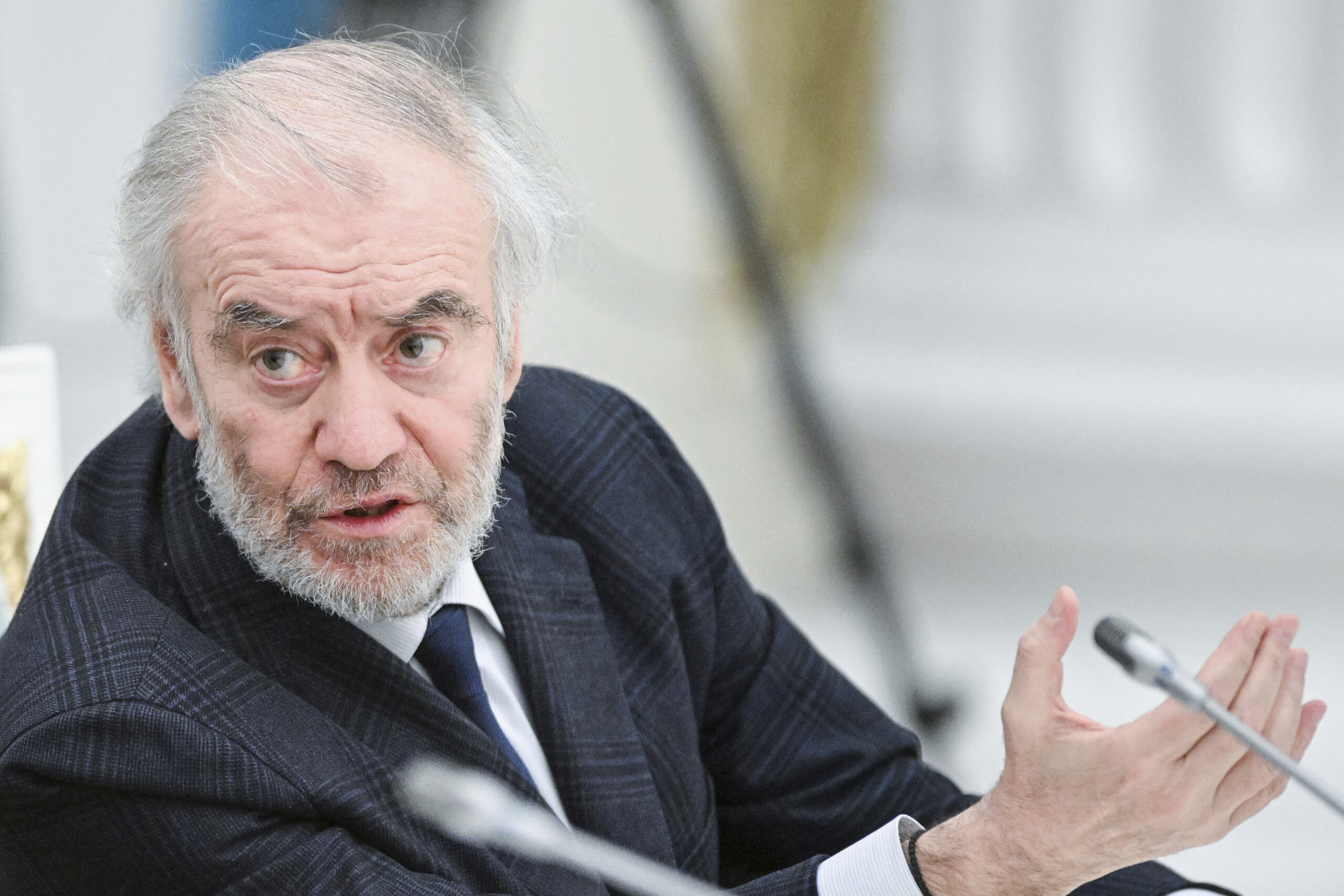 ukraine de luca intolerable exploitation of gergiev in caserta scaled
