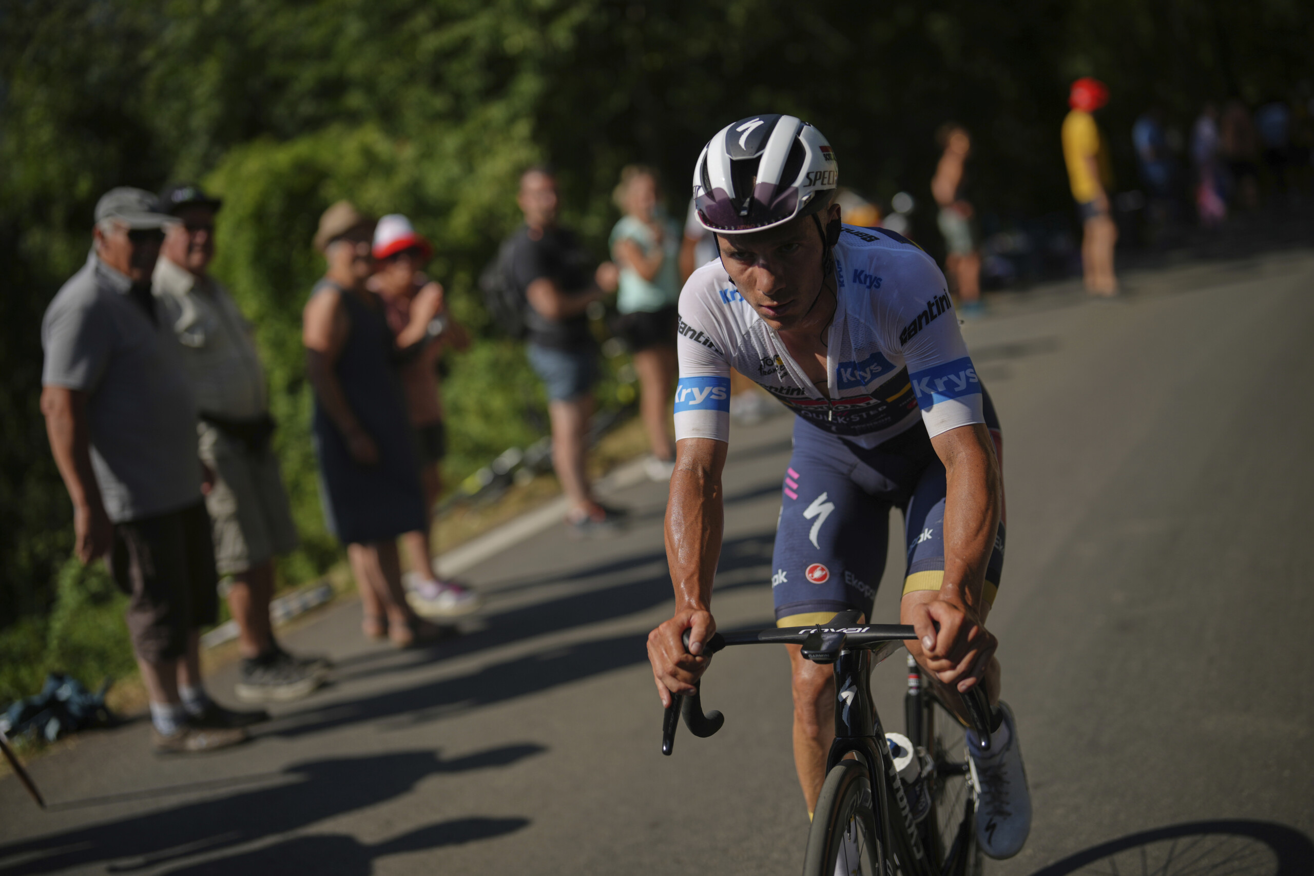 tour de france evenepoel withdraws on the tourmalet scaled