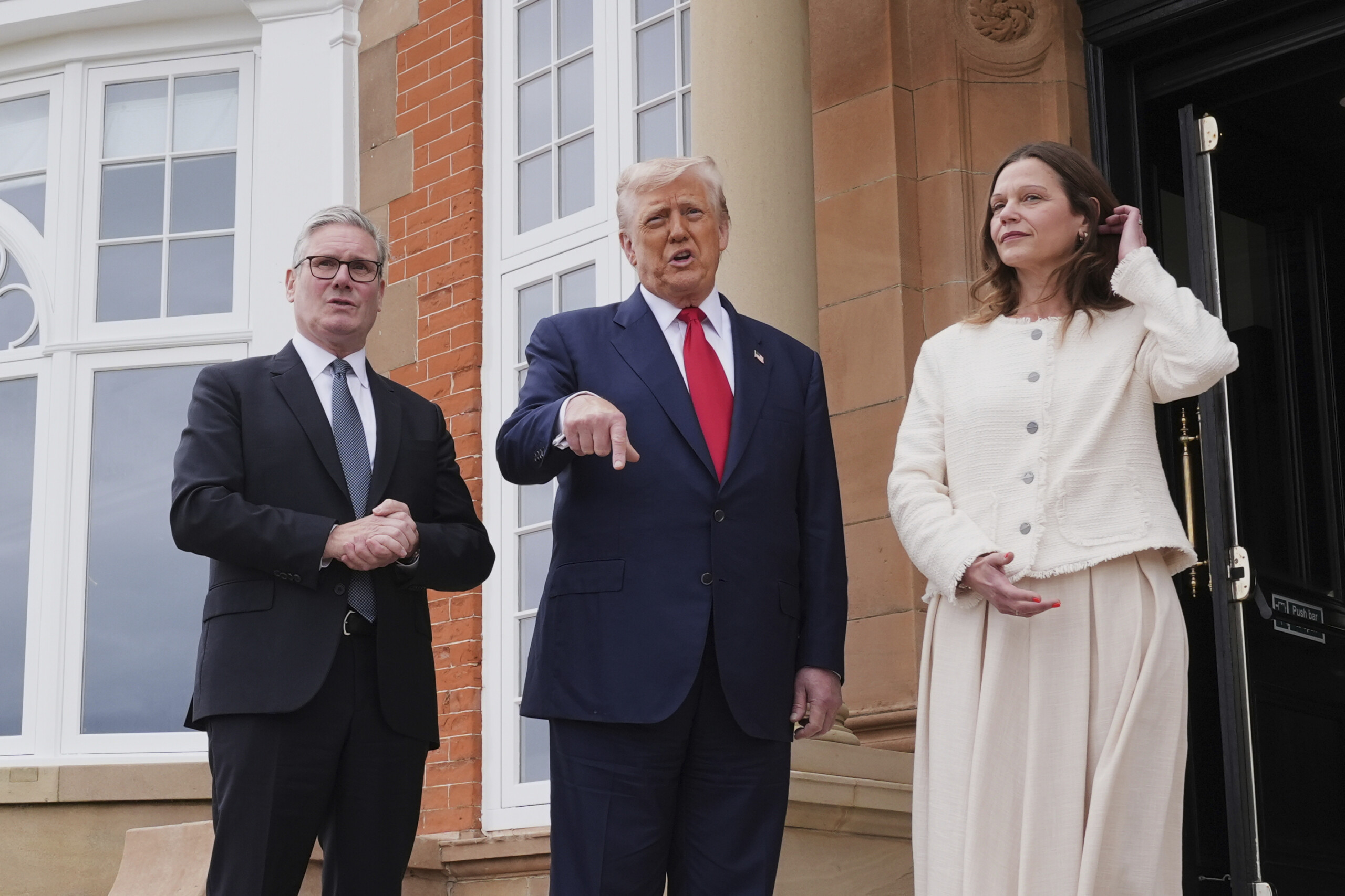 ukraine trump very disappointed in putin ill shorten the 50 day deadline for a peace deal scaled