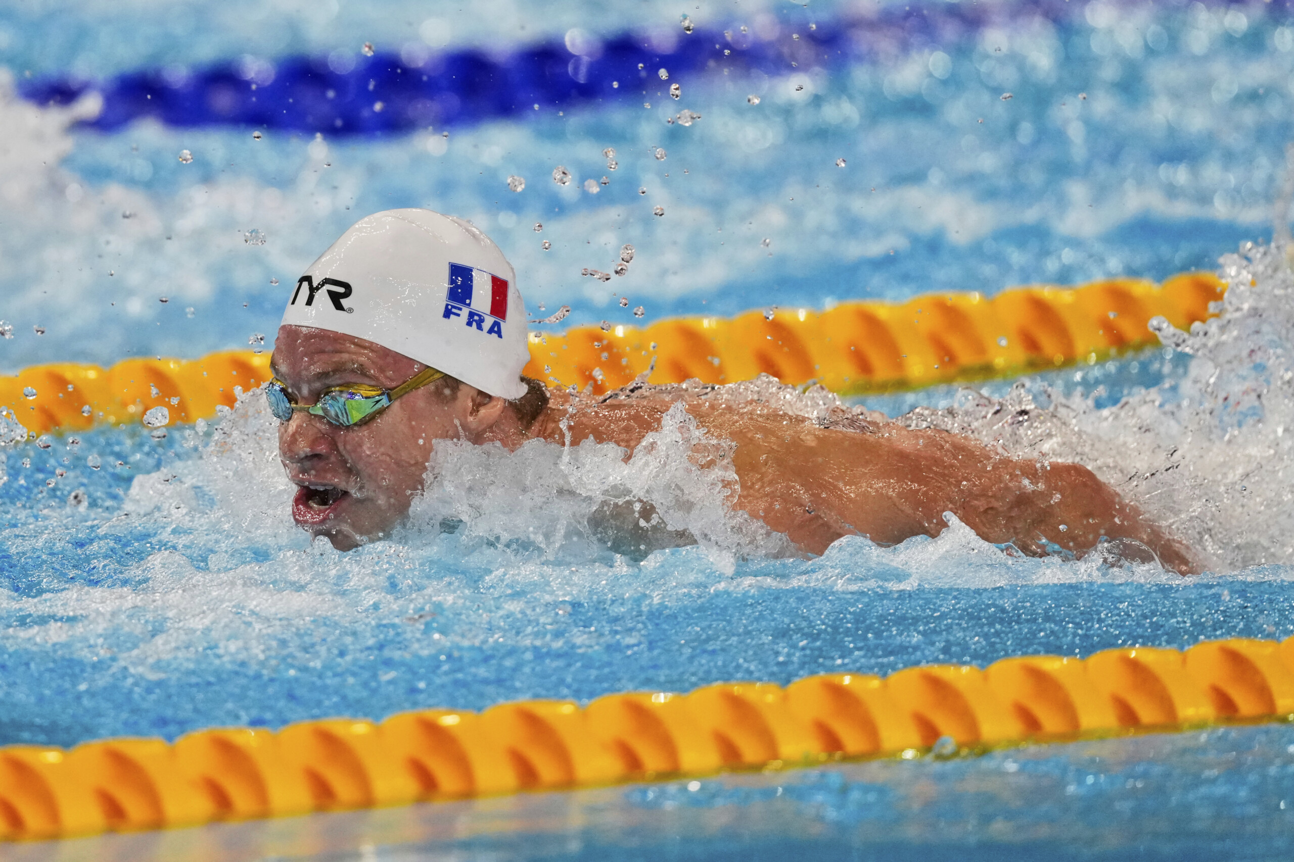 world swimming championships marchand sets 200m im world record razzetti misses final scaled