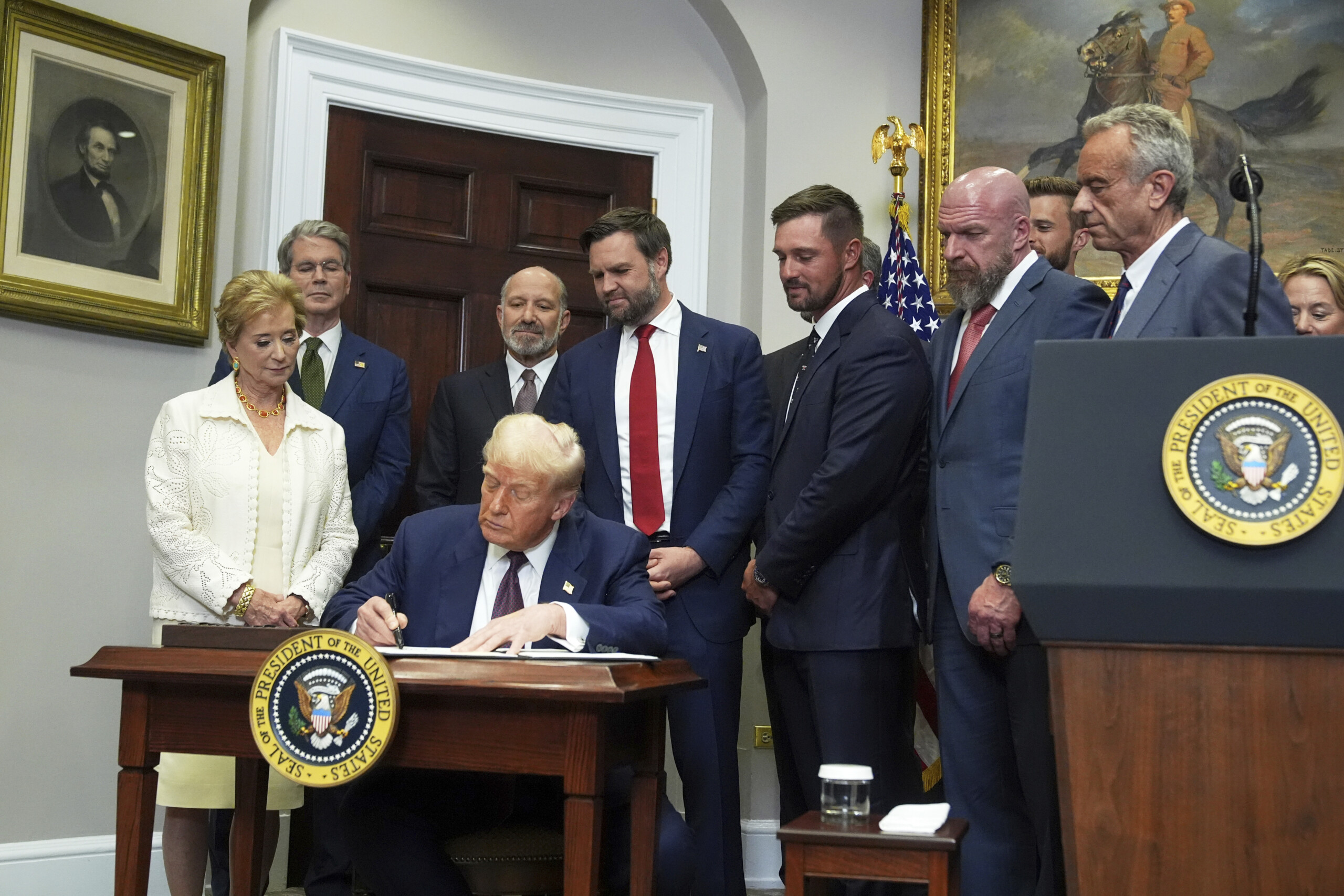 us tariffs trump confirms 15 tariffs on the eu scaled
