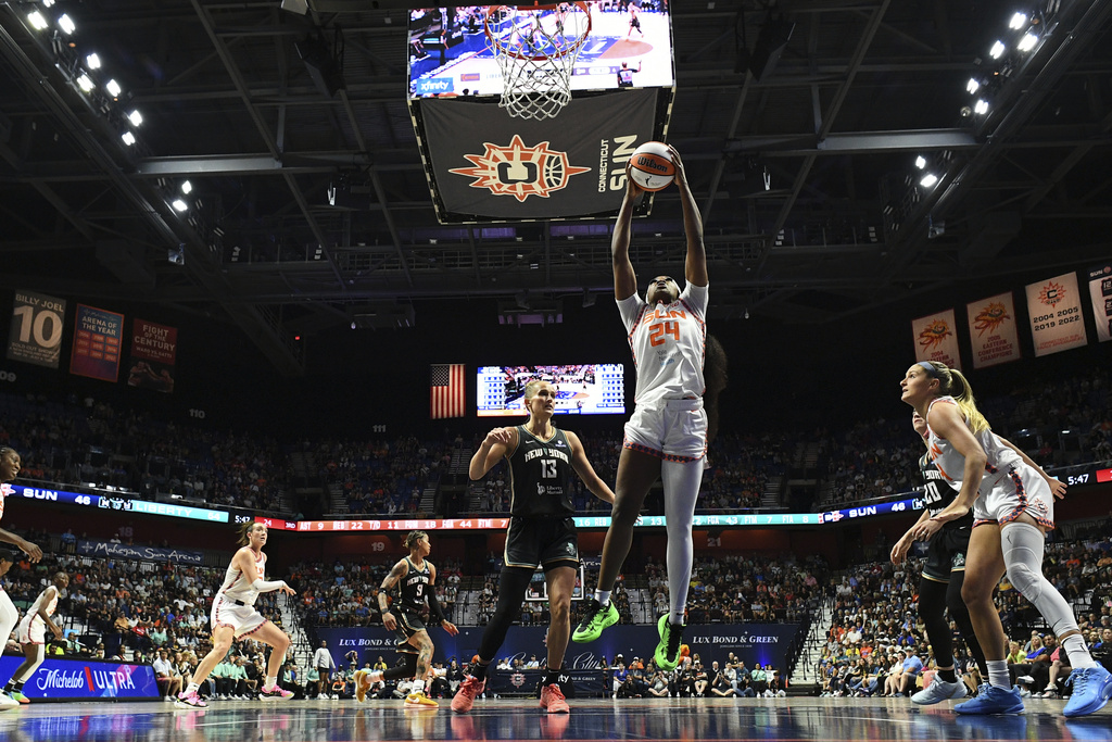 atalanta owner pagliuca in talks to buy wnba team