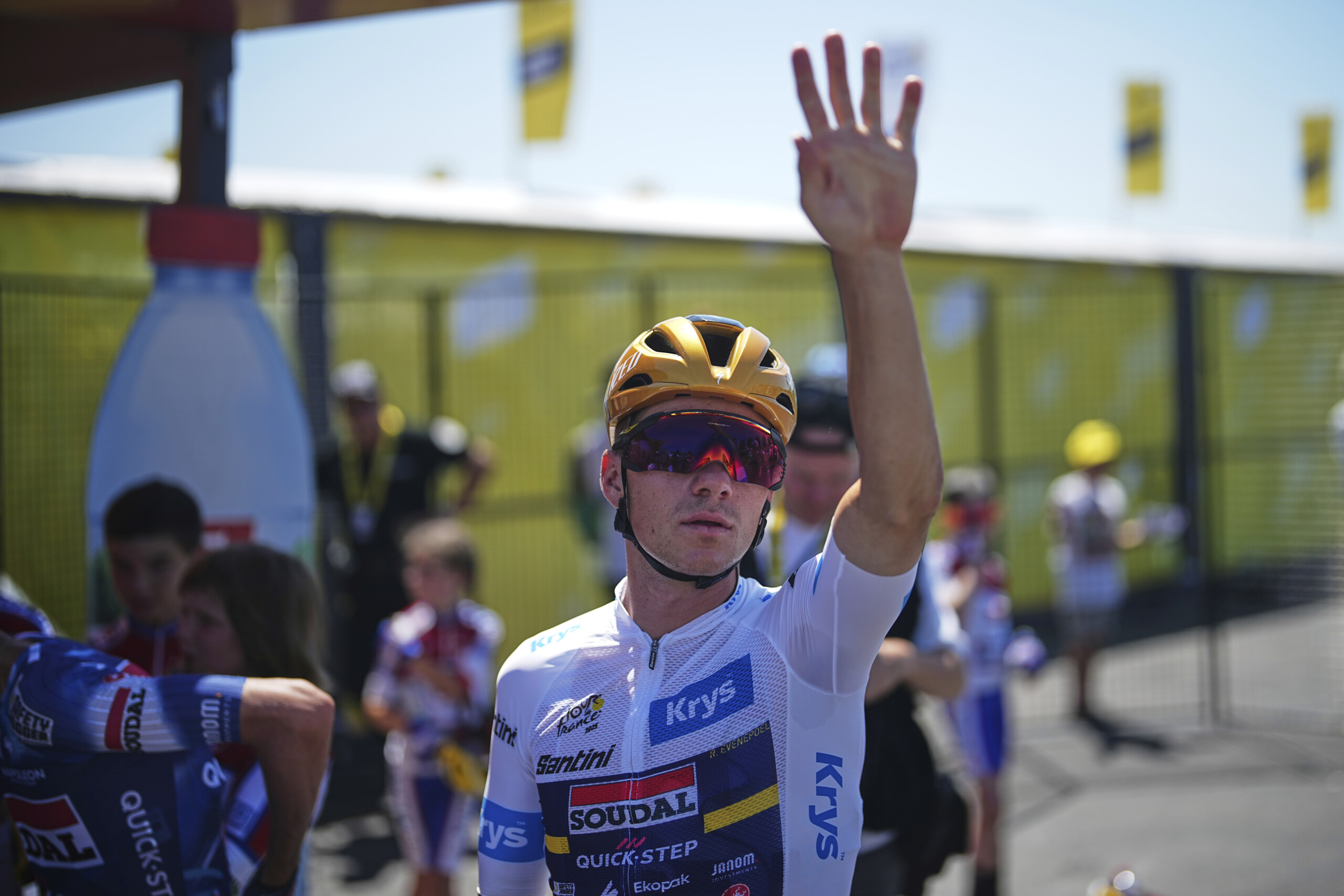 cycling evenepoel to join red bull bora hansgrohe in 2026 scaled