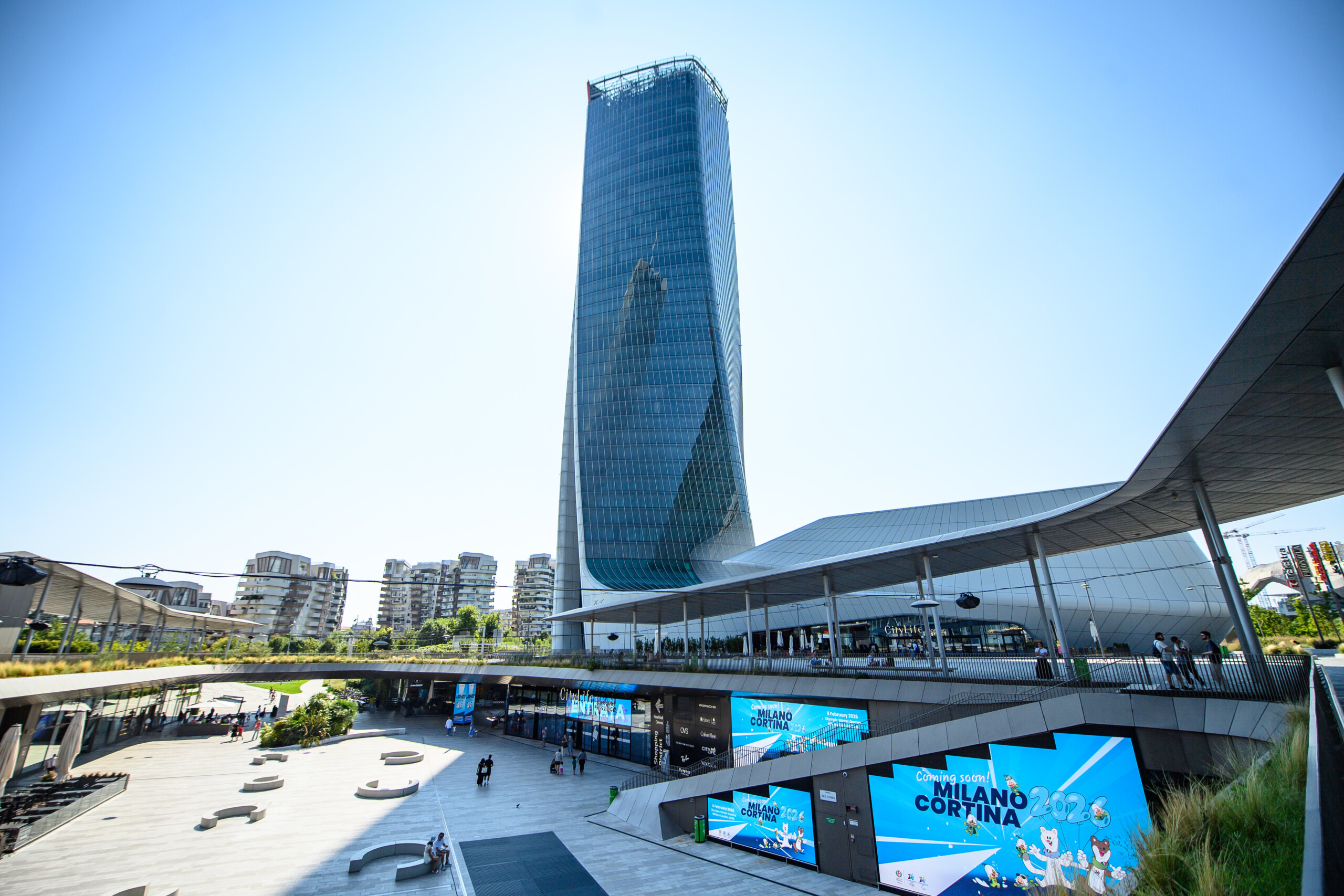 milan generalis hadid tower sign removed dismantled after collapse scaled