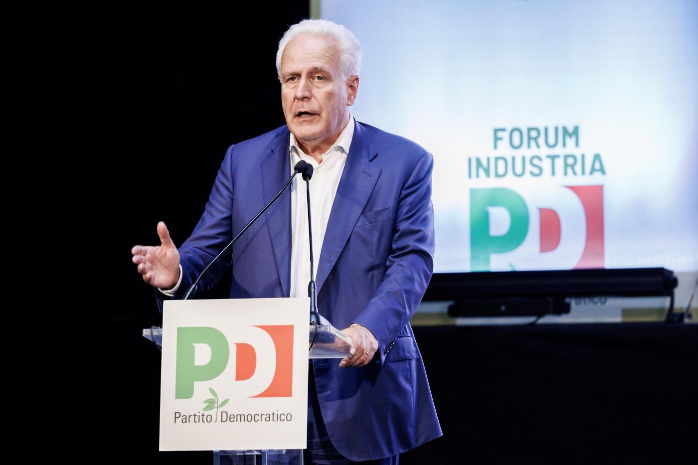 tuscany regional elections giani satisfied with the support of the m5s after consultation