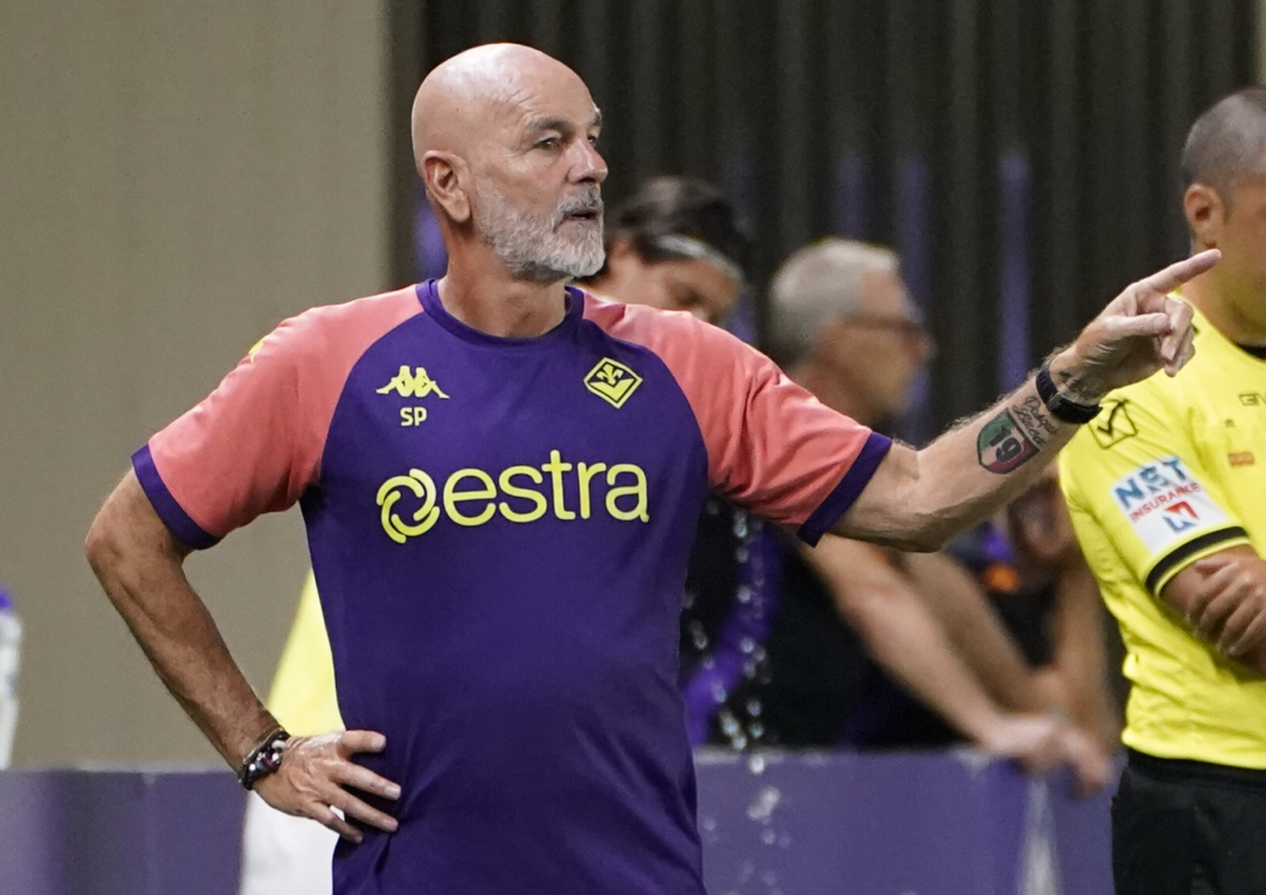 football fiorentina draw 1 1 with manchester united in friendly match at old trafford scaled