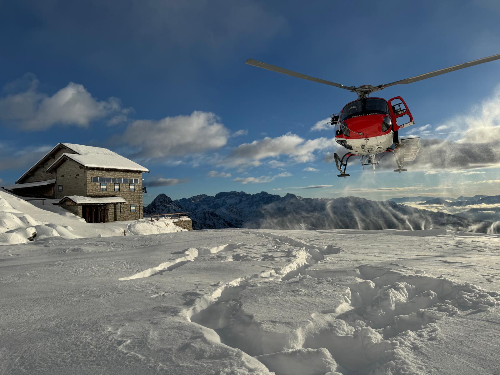 mountain 53 year old man loses his way in the dark and falls to his death in trentino