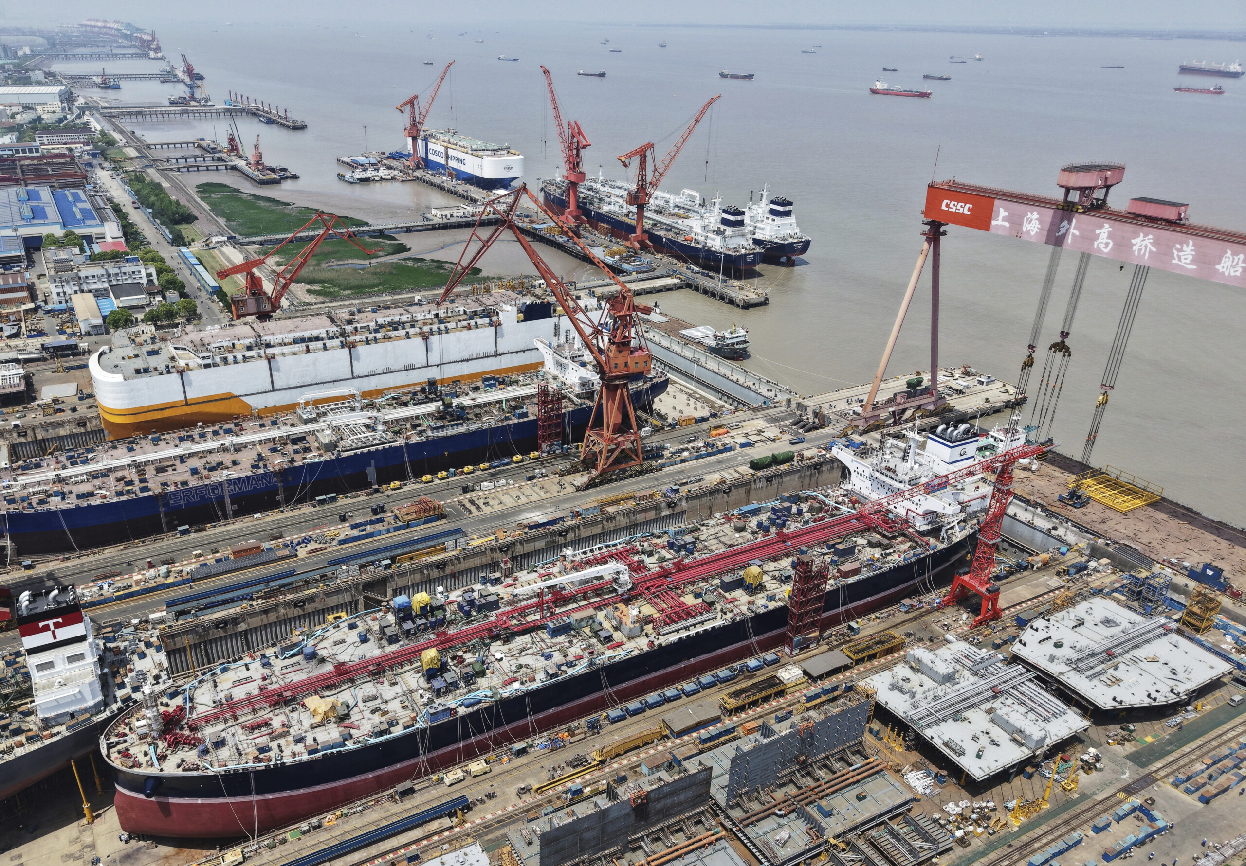 tariffs trump extends truce with china by 90 days scaled