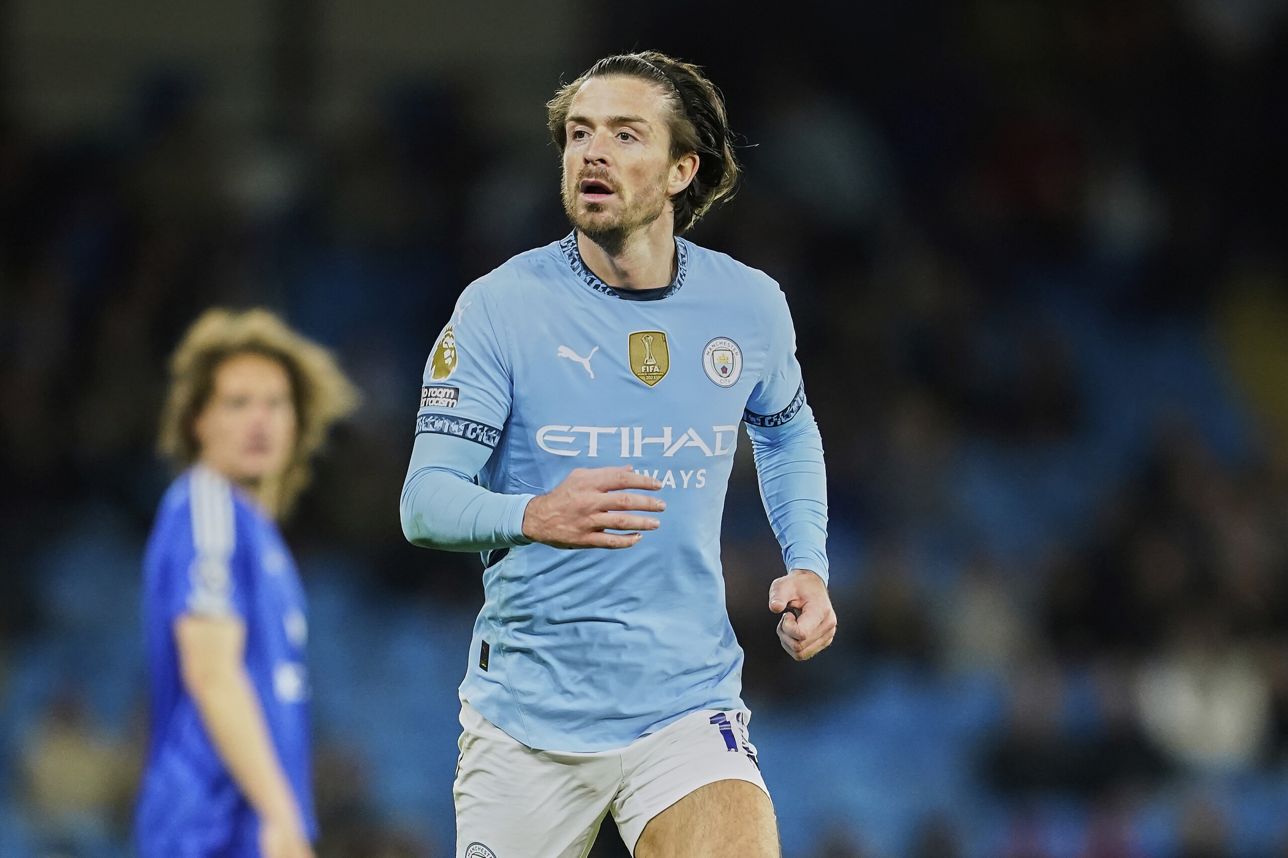 football everton official signing of grealish on loan from manchester city scaled