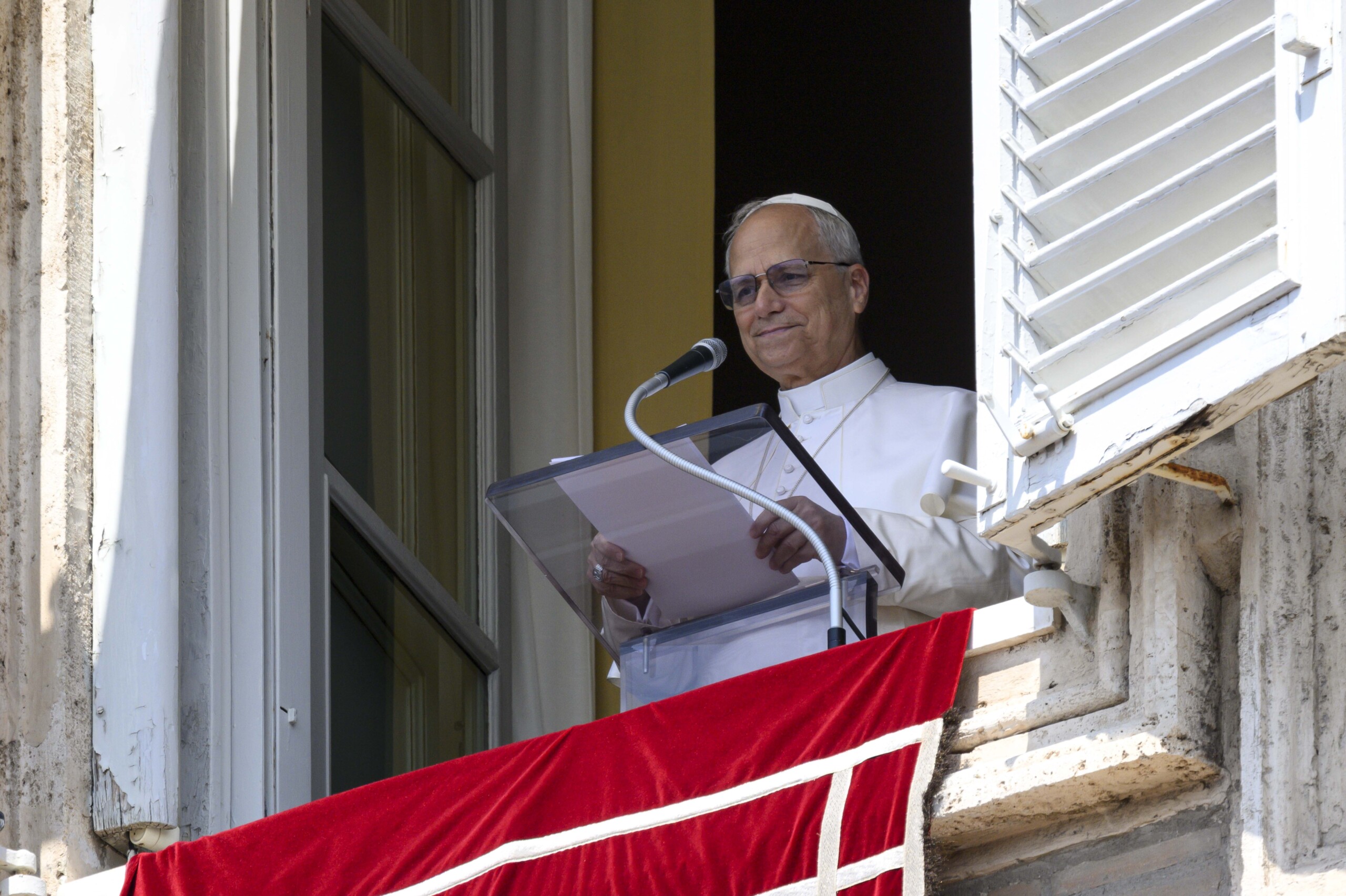 pope leo xiv only those who love deeply can accept betrayal scaled