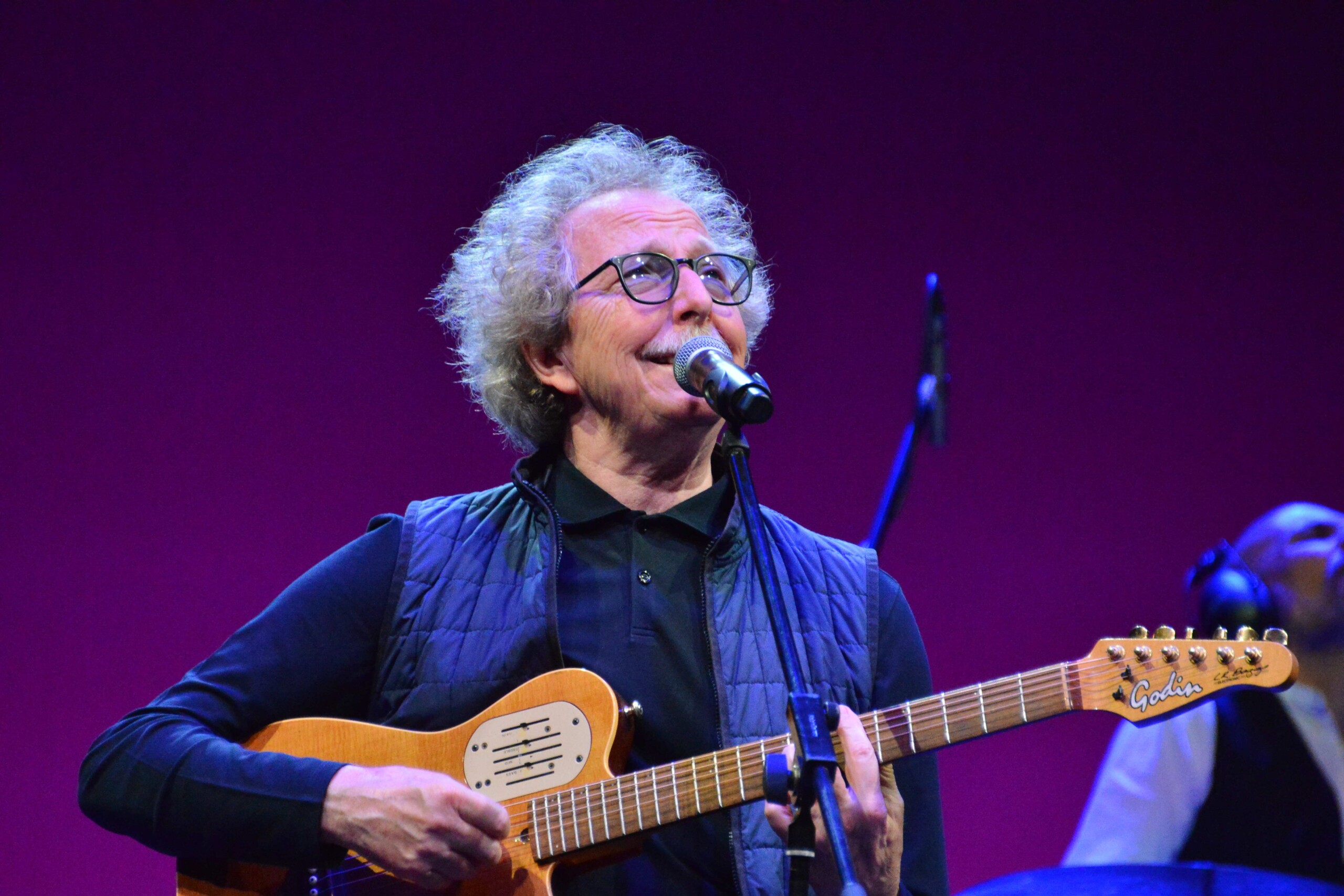 fabio concato i have a tumor forced to suspend concerts scaled