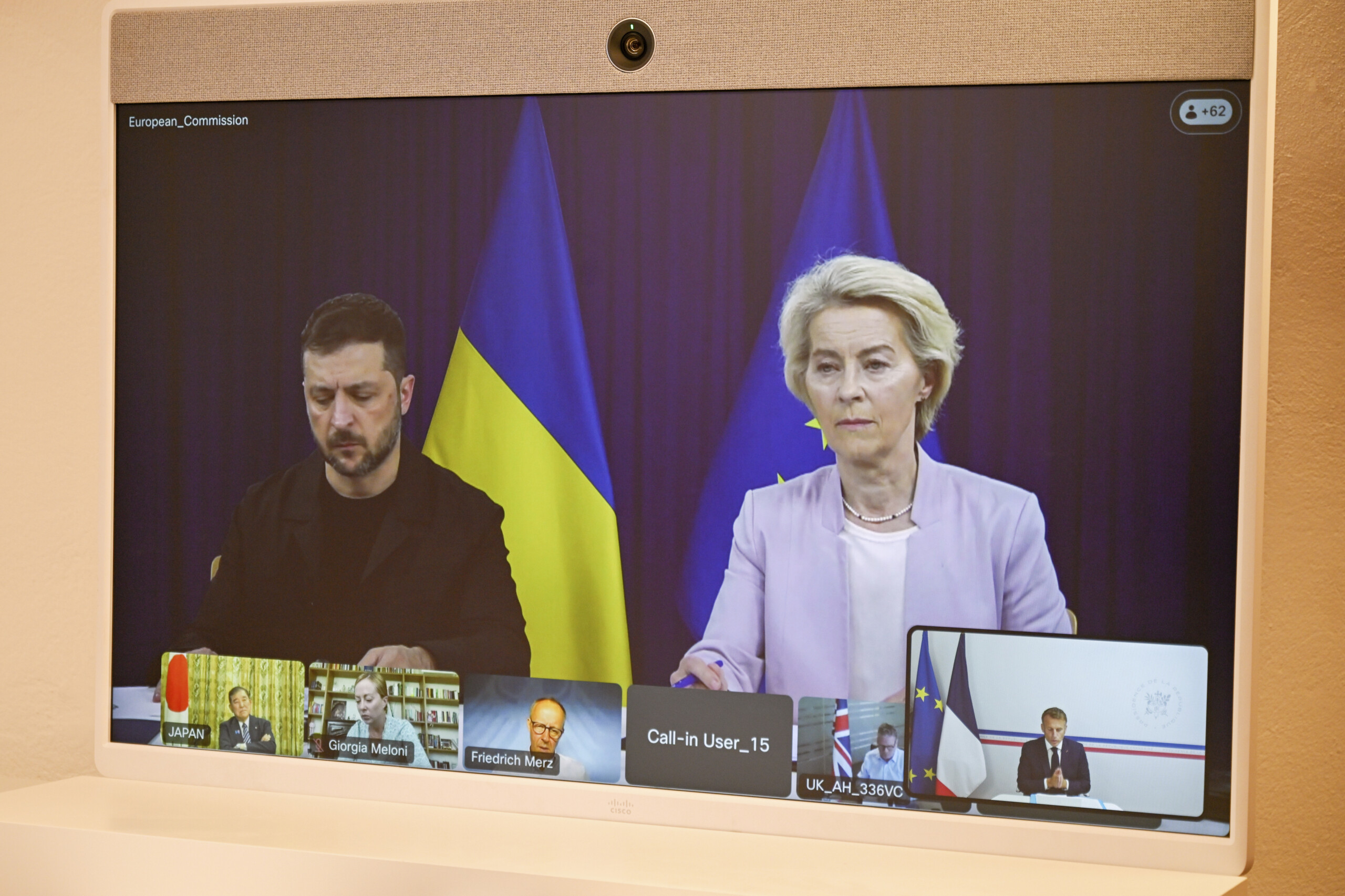 ukraine eu at a meeting the participating countries reaffirmed their unity in support of kiev scaled